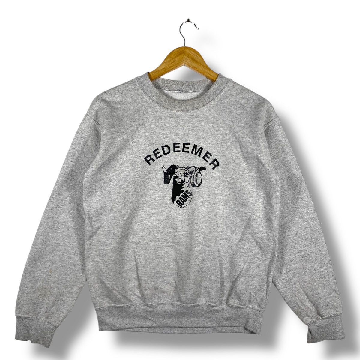 Vintage Vintage 90's REDEEMER RAMS Graphic Crewneck Sweatshirt Size US M / EU 48-50 / 2 - 1 Thumbnail
