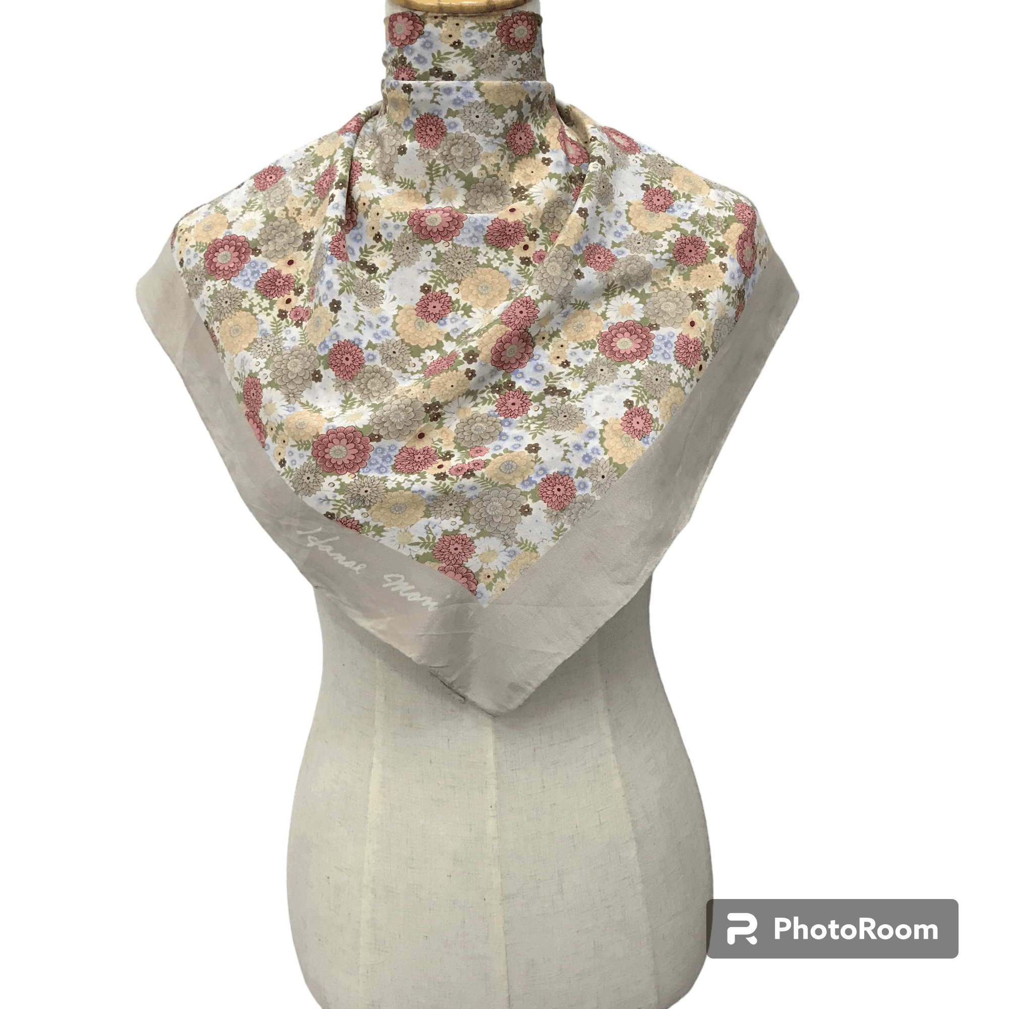 Hanae Mori Vintage Hanae Mori Floral Silk Scarf M74 Size ONE SIZE - 1 Thumbnail