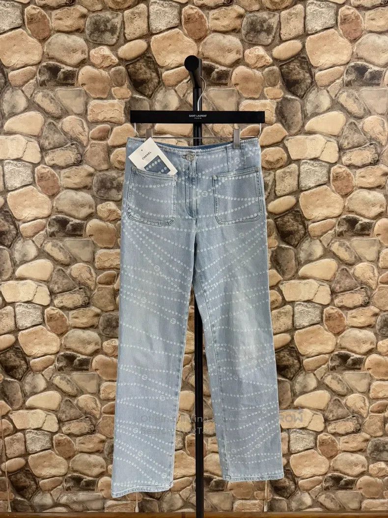 Chanel Chanel 25P new pearl chain jeans Size 25" / US 0 / IT 36 - 1 Thumbnail