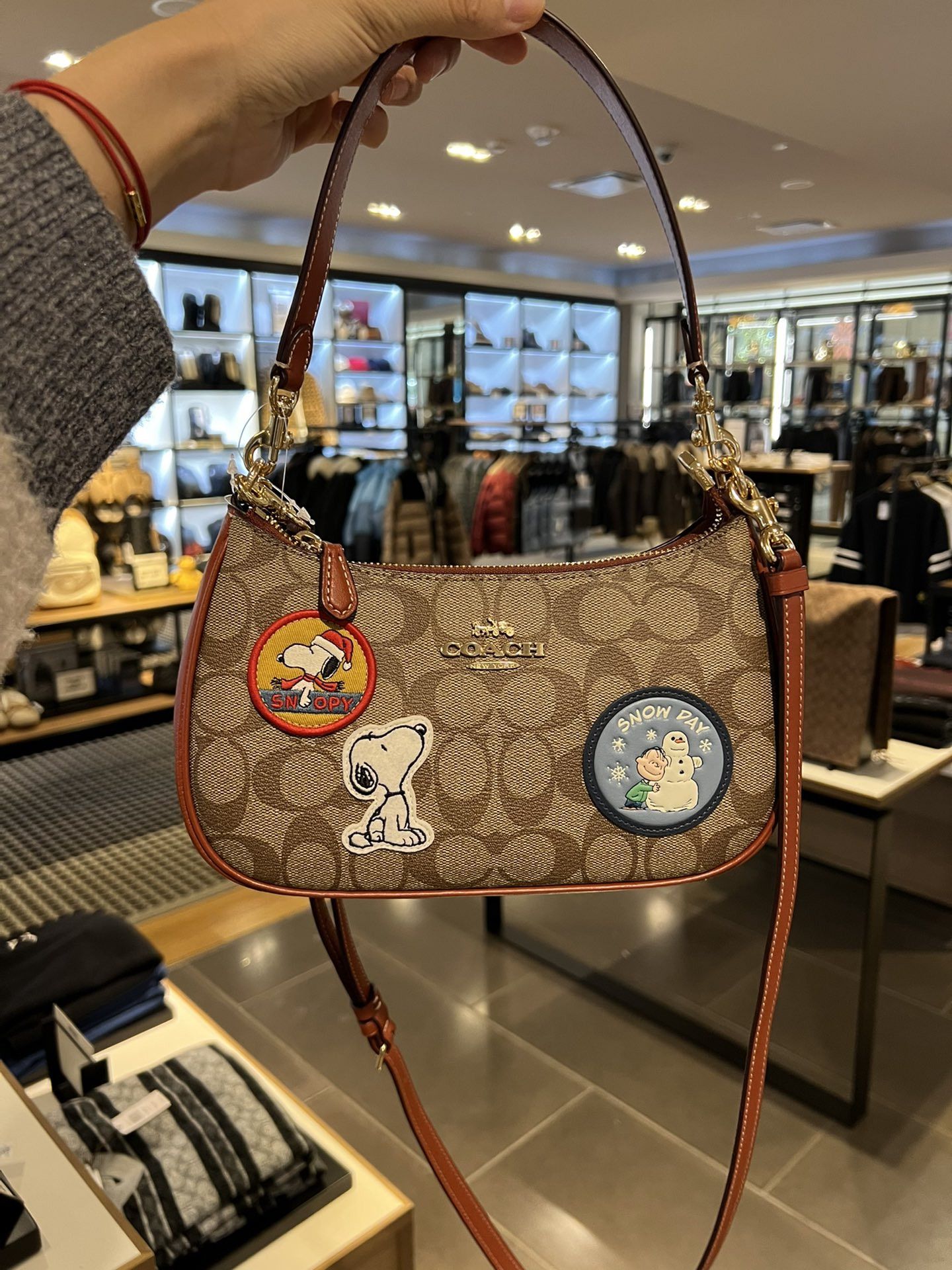 Coach X Peanuts Teri Shoulder Bag With Patches ce848