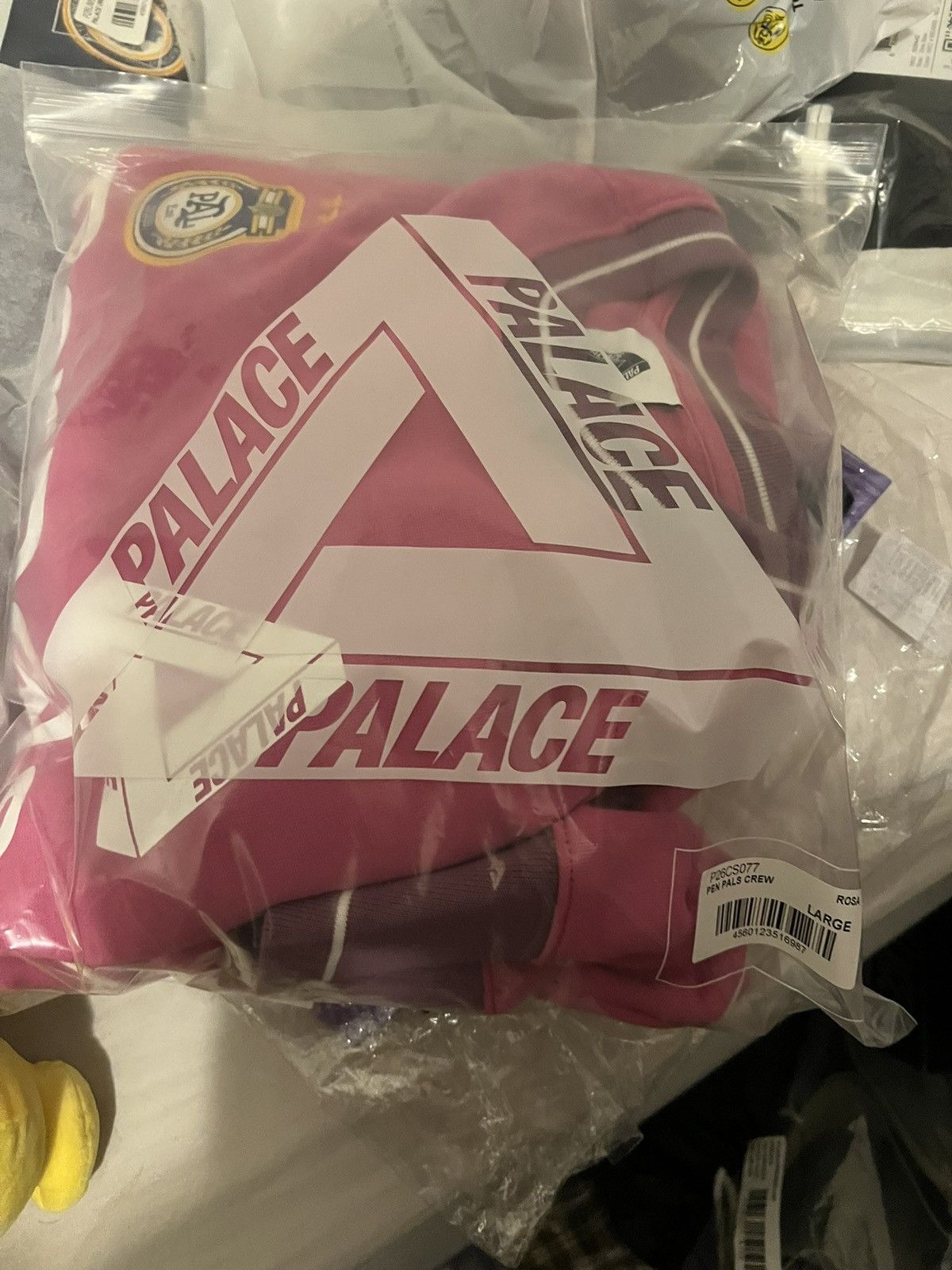 Palace Palace Pro Team Crewneck Size US L / EU 52-54 / 3 - 7 Thumbnail