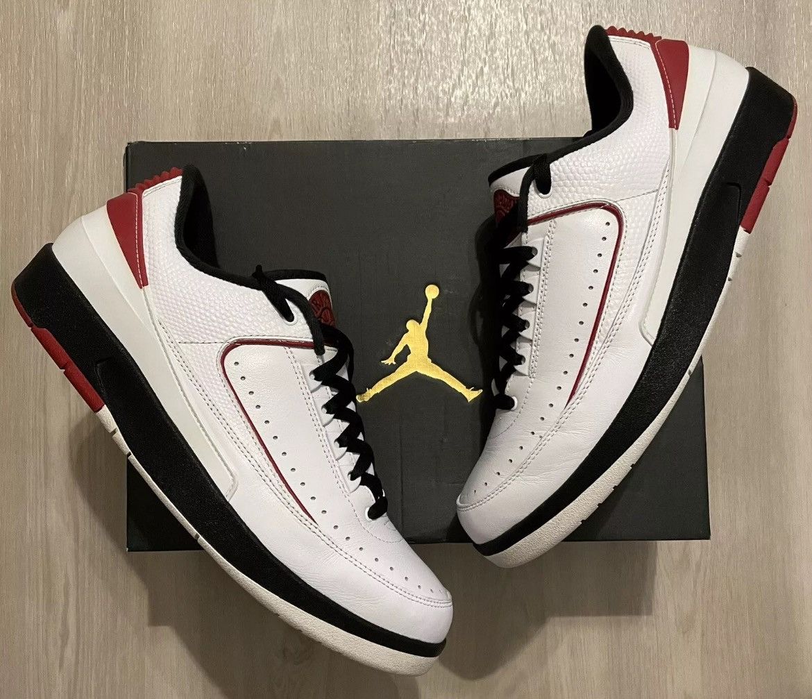 Jordan Brand × Nike Nike Air Jordan 2 Retro Low Chicago 832819-101 Mens Sz 10.5 Size US 10.5 / EU 43-44 - 1 Thumbnail