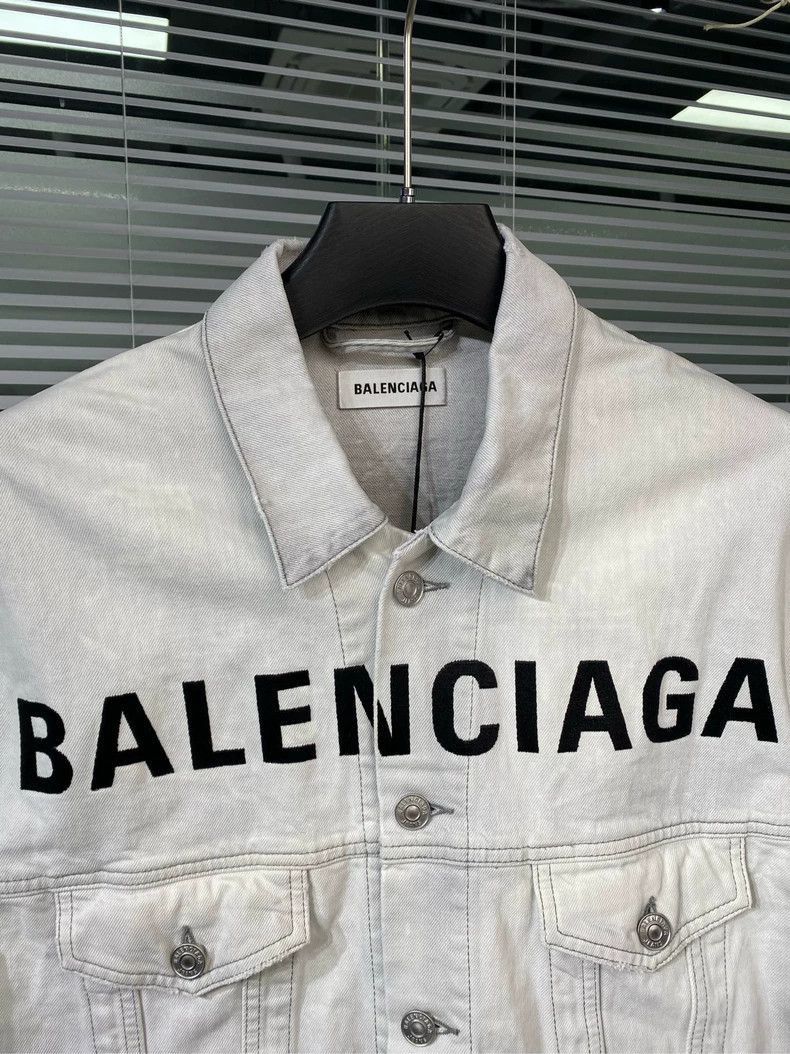 Balenciaga Balenciaga Balenciaga denim jacket embroidered logo-2506 Size US XS / EU 42 / 0 - 3 Thumbnail