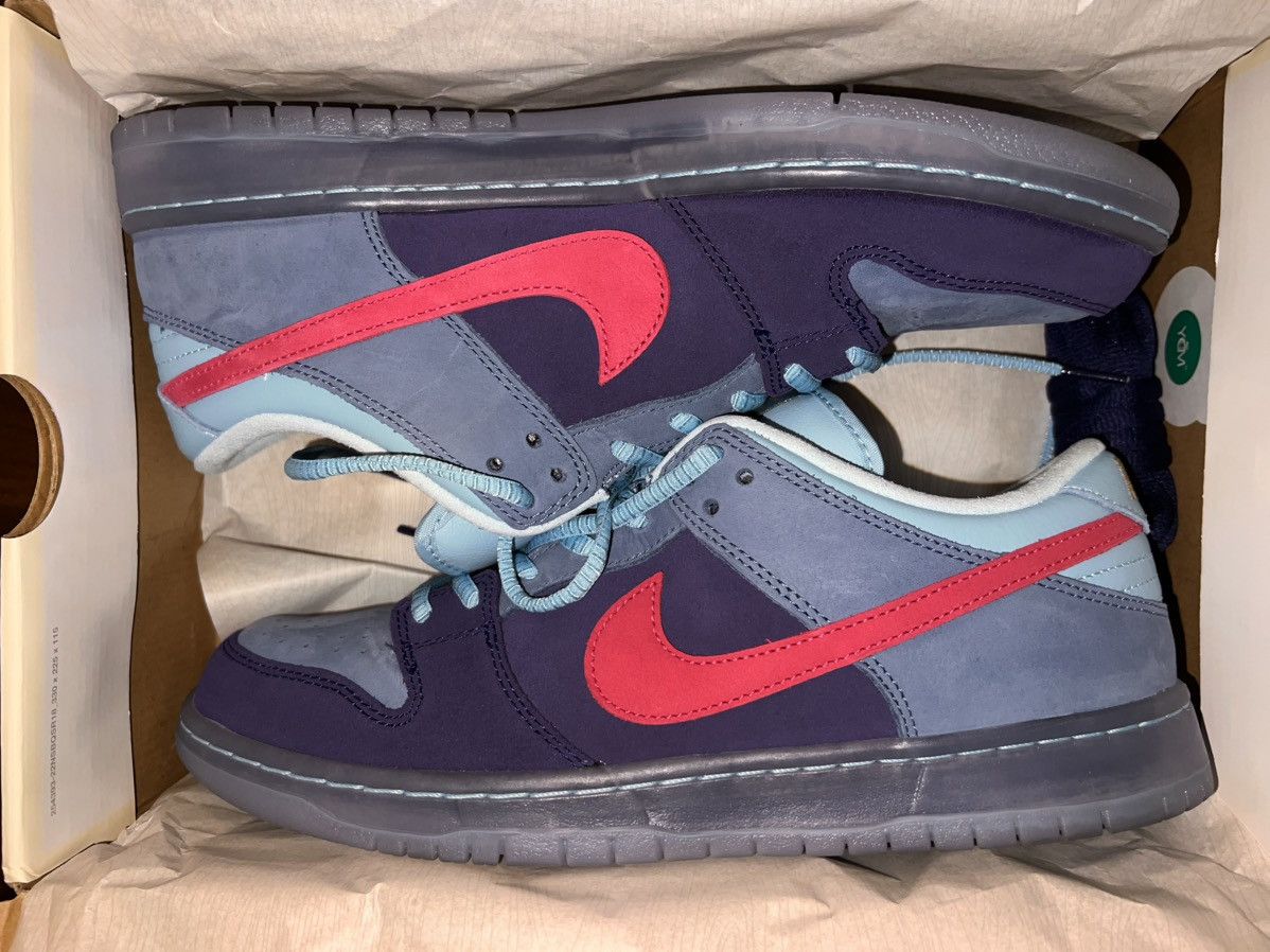 Nike Nike SB Dunk low pro qs “ run the jewels” Size US 10.5 / EU 43-44 - 3 Thumbnail