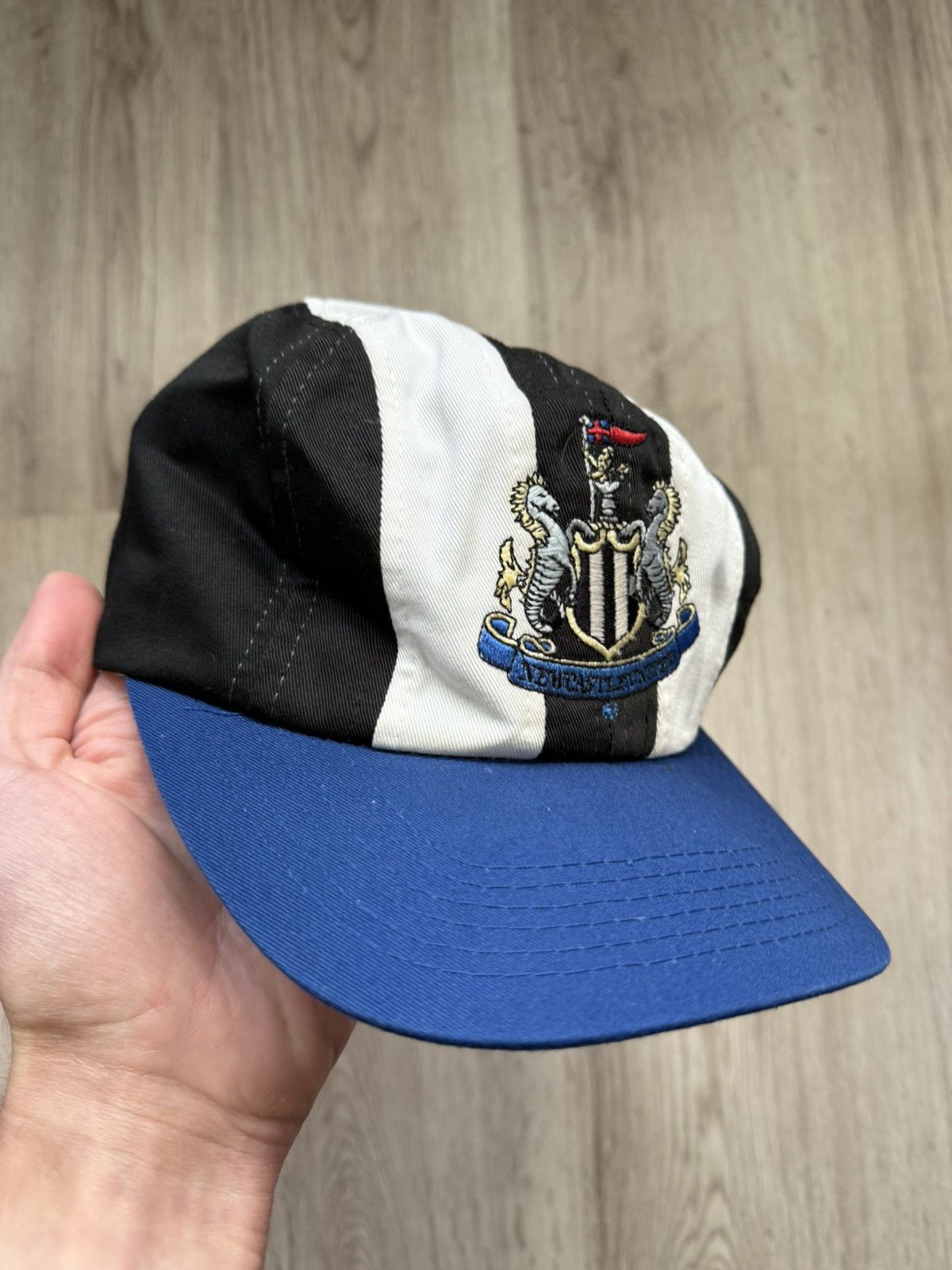 Adidas Rare vintage Adidas New Castle United black/white cap Size ONE SIZE - 19 Thumbnail