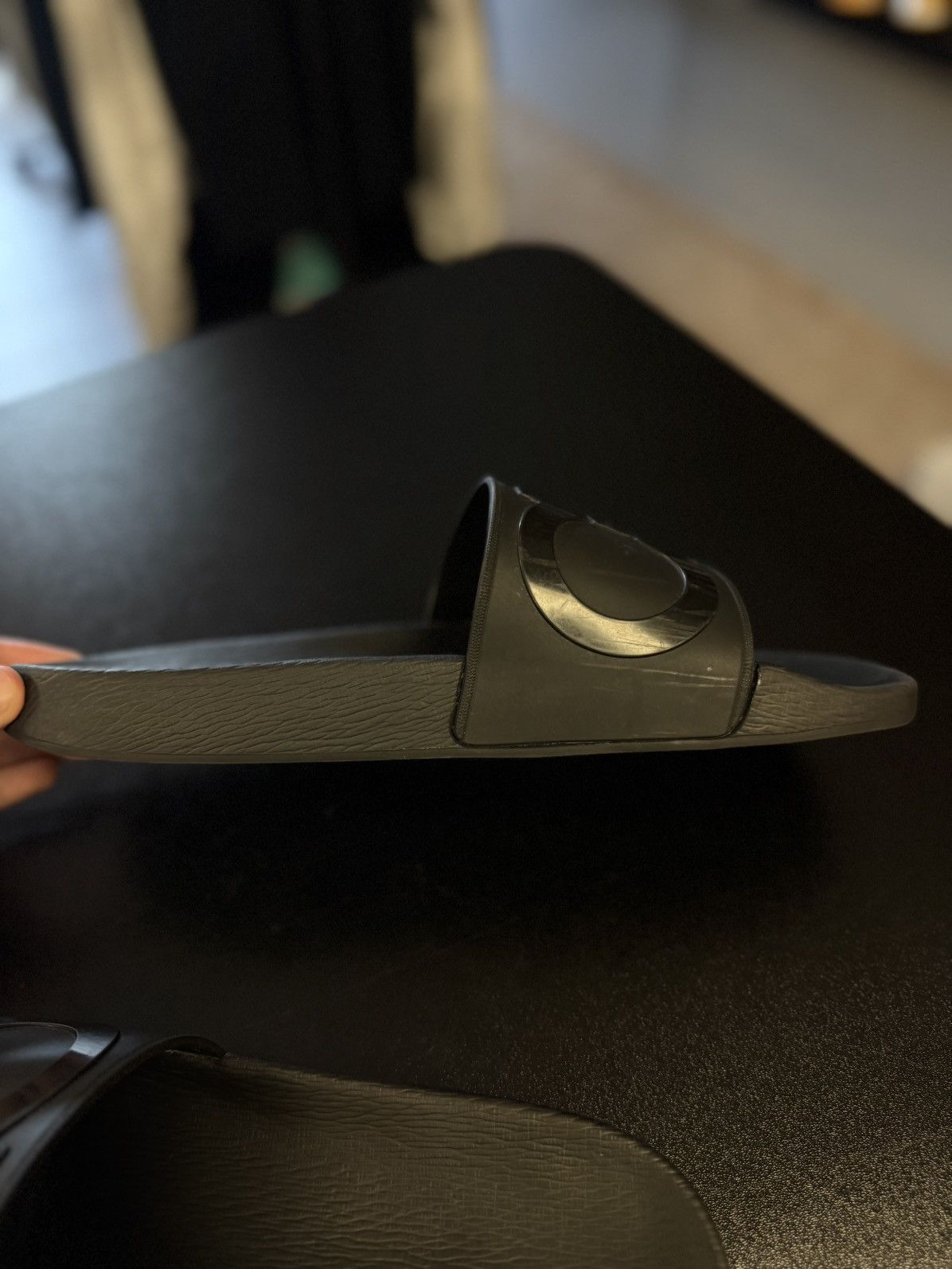 Salvatore Ferragamo Salvador Ferragamo Slides Black Size 10US Men’s Size US 10 / EU 43 - 6 Thumbnail