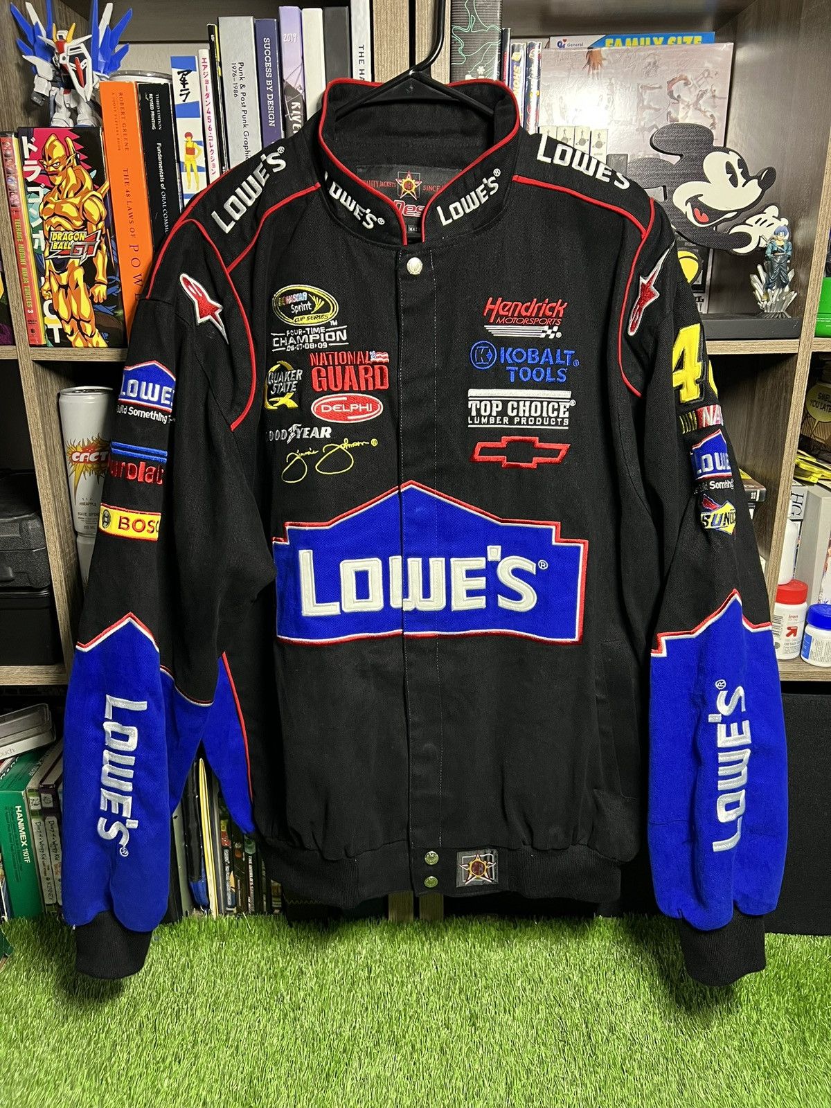 Vintage retailer NASCAR Lowe’s Jacket