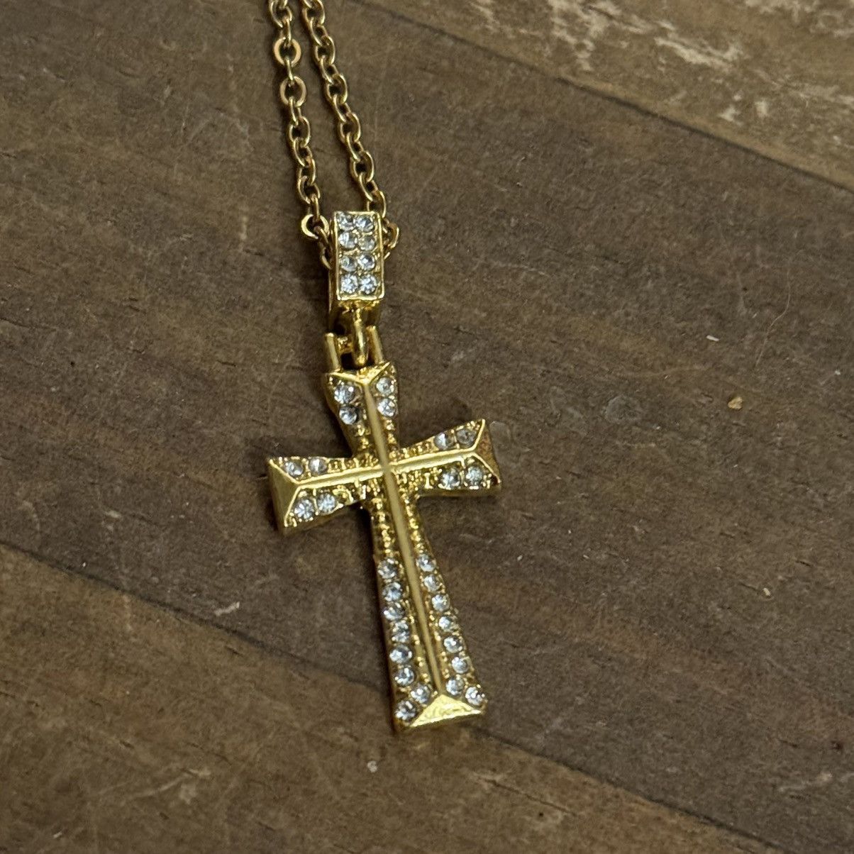 Other Gold tone rhinestone cross pendant necklace Size ONE SIZE - 4 Thumbnail