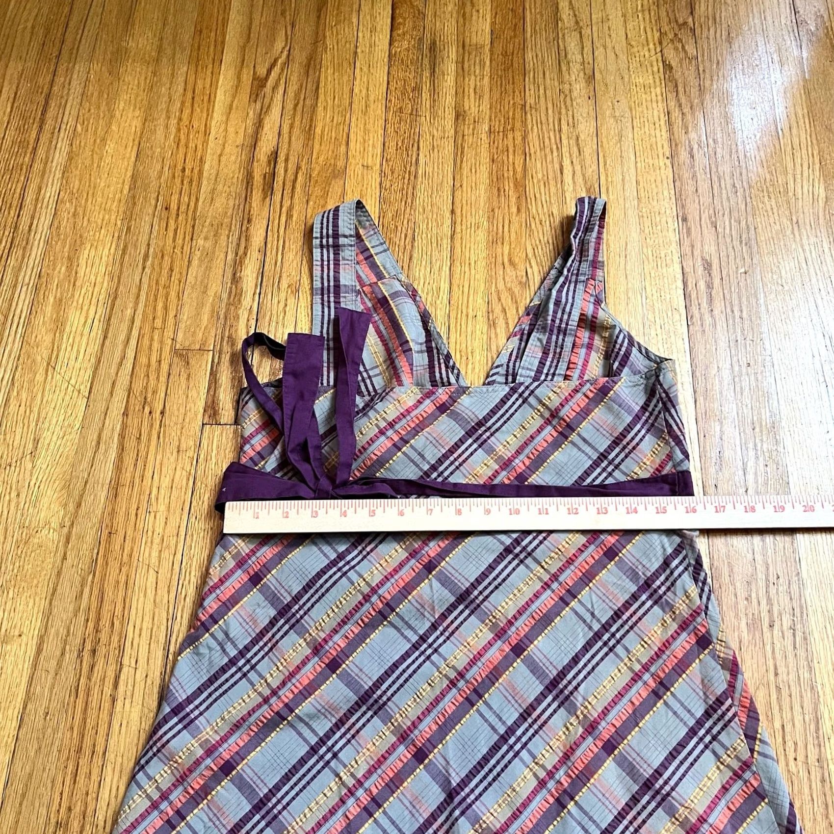 Patagonia Patagonia Dress Womens 10 Mini Plaid Seersucker Netty Purple Short Size 10 Womens Size L / US 10 / IT 46 - 5 Thumbnail