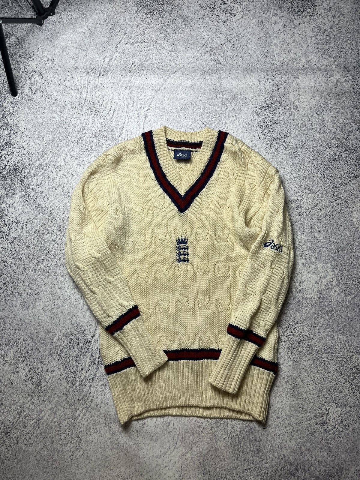 Asics Rare VINTAGE Asics Sweater England soocer football XL Size US XL / EU 56 / 4 - 15 Thumbnail