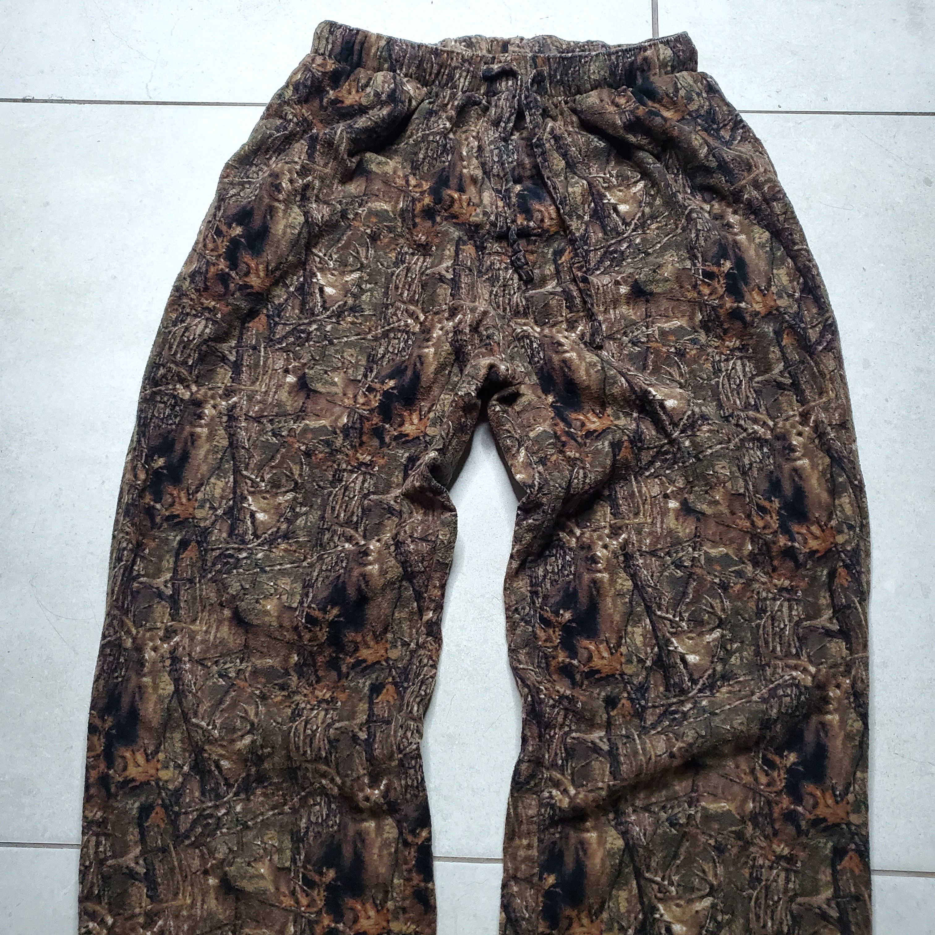 Realtree Vintage camo hunting sweatpants deer print Size US 33 - 4 Thumbnail