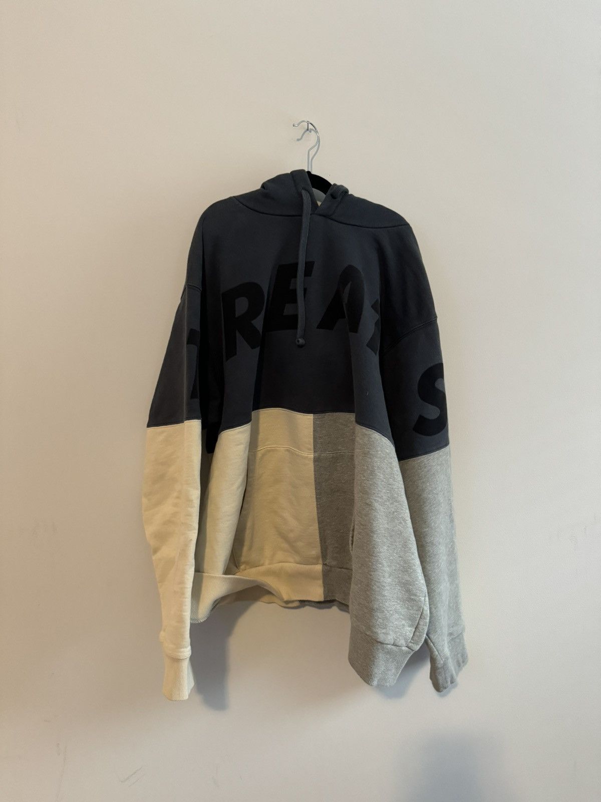 Kith Treats Tri Block Hoodie Size US XXL / EU 58 / 5 - 1 Thumbnail