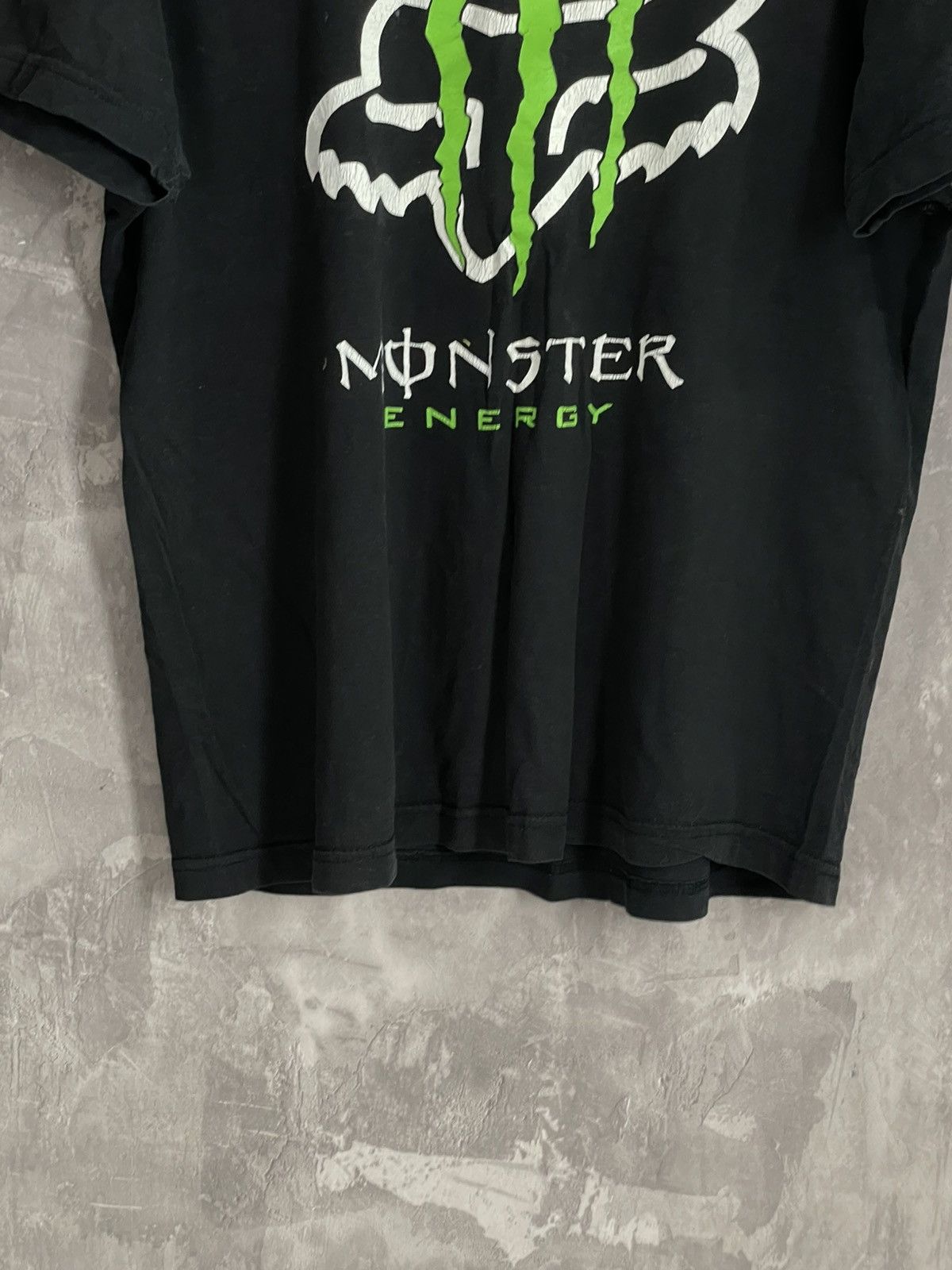 Vintage Monster Energy Vintage Y2K Faded t-shirt Size US M / EU 48-50 / 2 - 5 Thumbnail