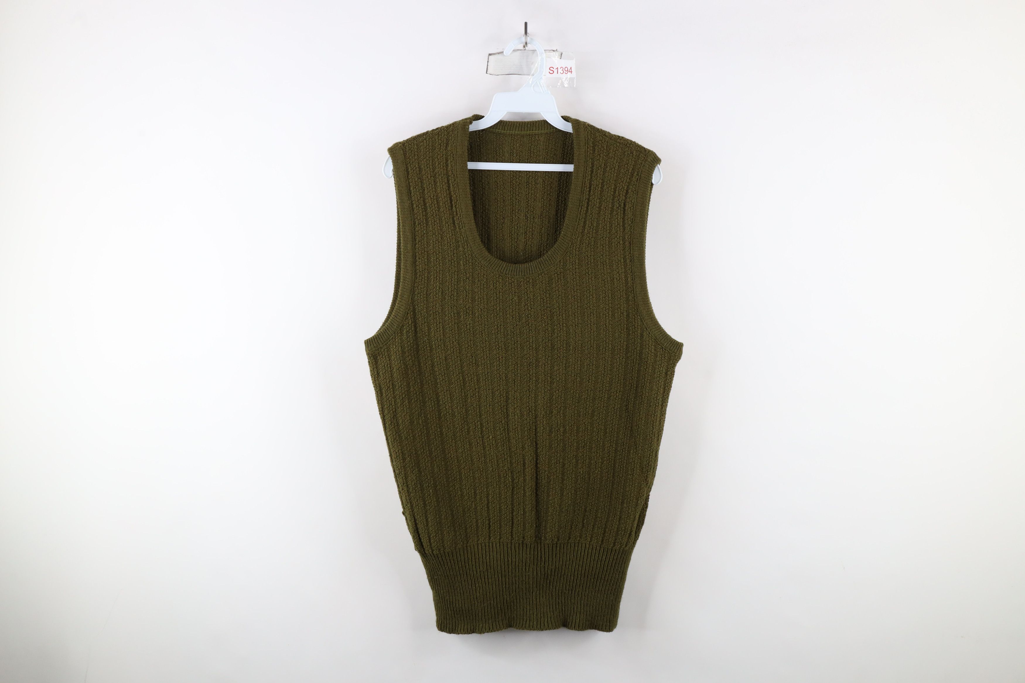 Vintage 60s 70s Streetwear Textured Ribbed Knit Sweater Vest