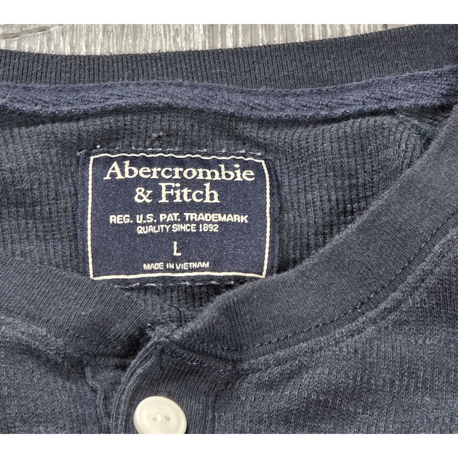 Abercrombie & Fitch Abercrombie & Fitch Men Henley L Waffle Knit Thermal Military Shirt Long Sleeve Navy Blue Size US L / EU 52-54 / 3 - 7 Thumbnail