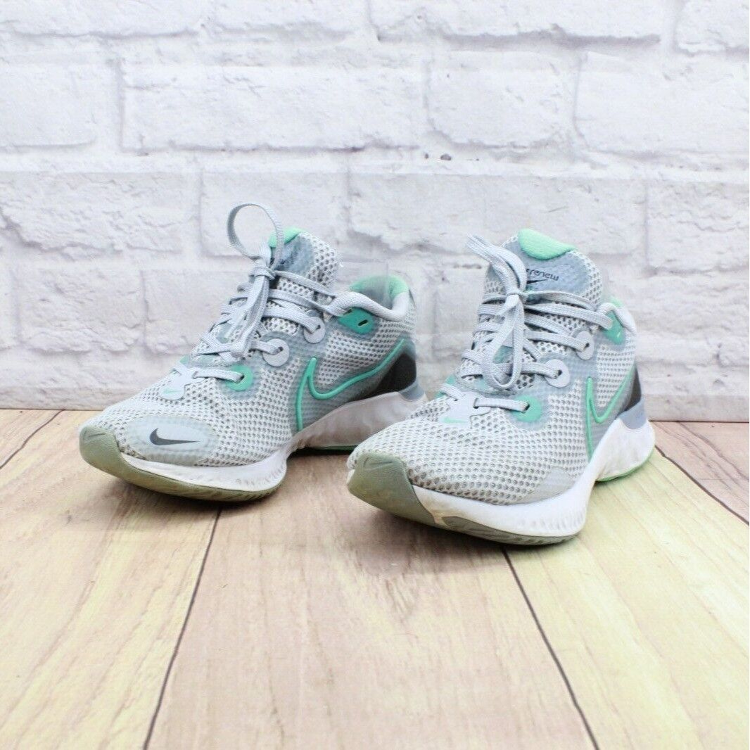 Nike Nike Women's Renew Run Breathable Running Sneakers Size US 7.5 / IT 37.5 - 3 Thumbnail