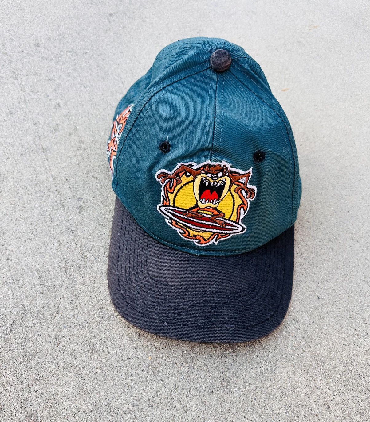 Vintage × Warner Bros Vintage Taz Hat SnapBack 90s Looney Tunes Dad Tasmanian Size ONE SIZE - 1 Thumbnail