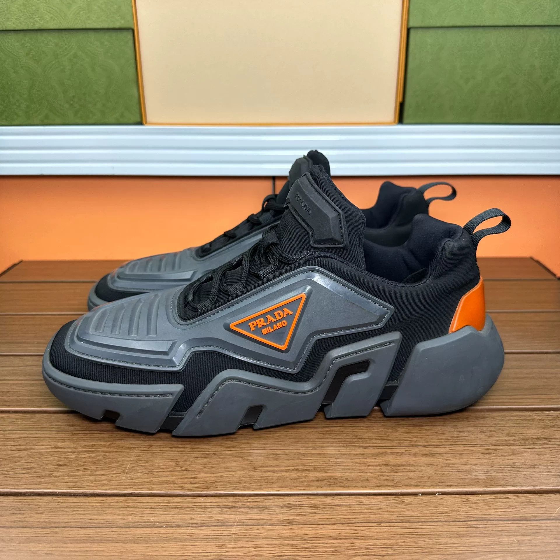 Prada Prada Casual Black Lowtop Sneakers 8 Men Size US 8 / EU 41 - 1 Thumbnail