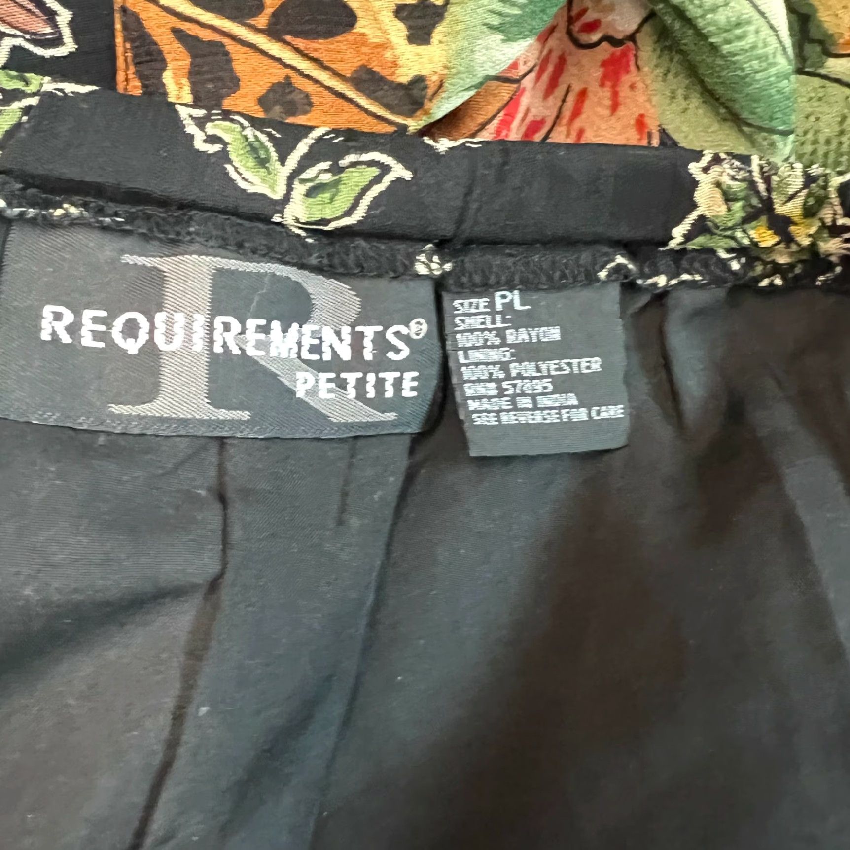 Vintage VINTAGE Requirements Skirt Women PL Black Midi Patchwork Lined Tropical Animal Print 30in Zip 100% Rayon Womens Size 36" / US 14 / IT 50 - 5 Thumbnail