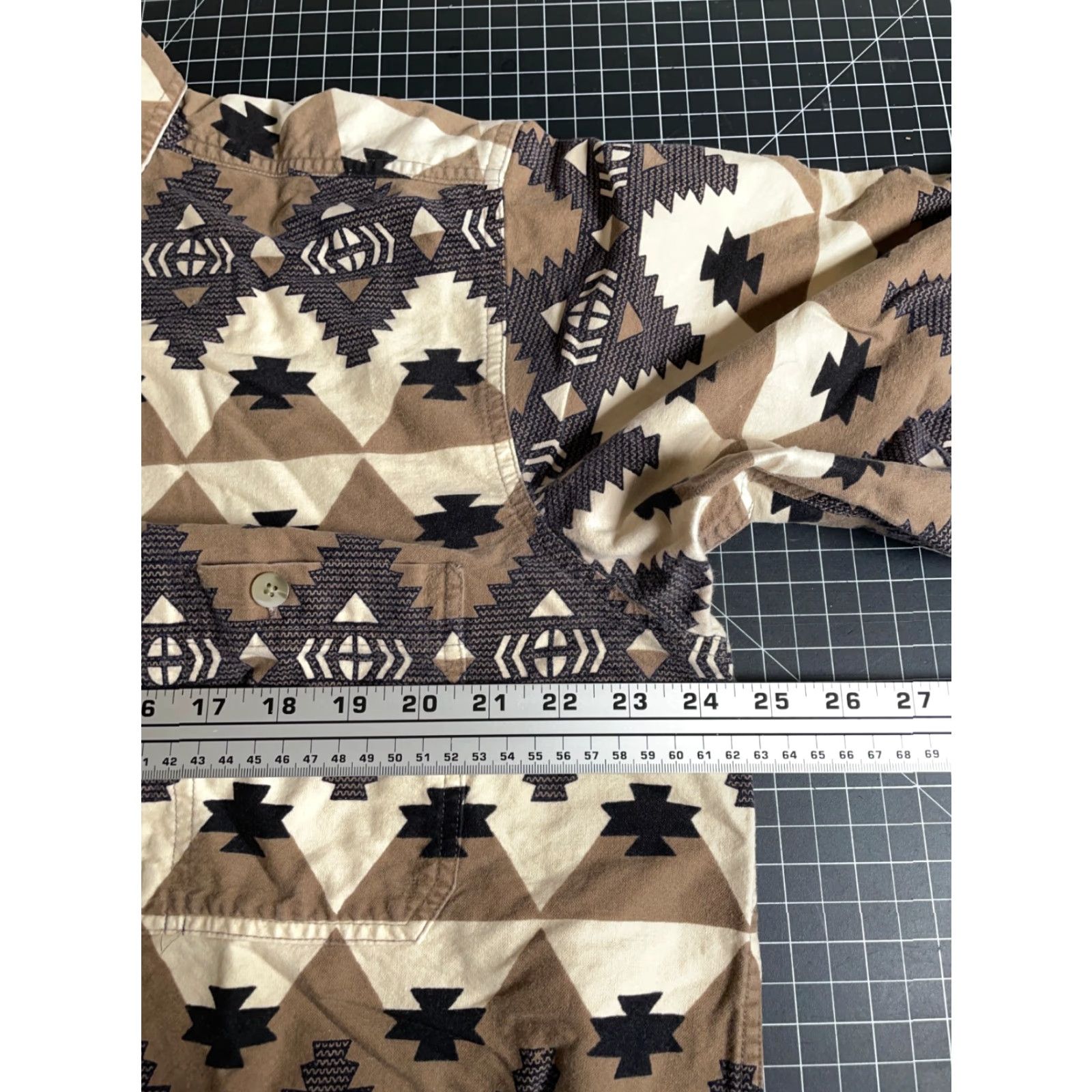 Vintage VINTAGE M.E. Sport Shirt Geometric 90s Aztec Southwestern Button-Up Cotton Flannel XL Mens Beige Brown Size US XL / EU 56 / 4 - 5 Thumbnail
