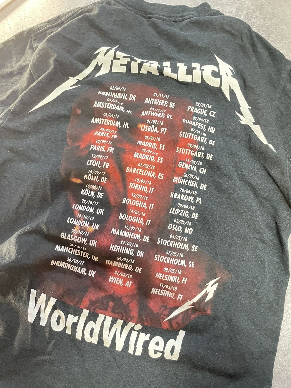 Metallica Metallica Hardwired Worldwired Tour TShirt Official Band Tee Size US S / EU 44-46 / 1 - 14 Thumbnail