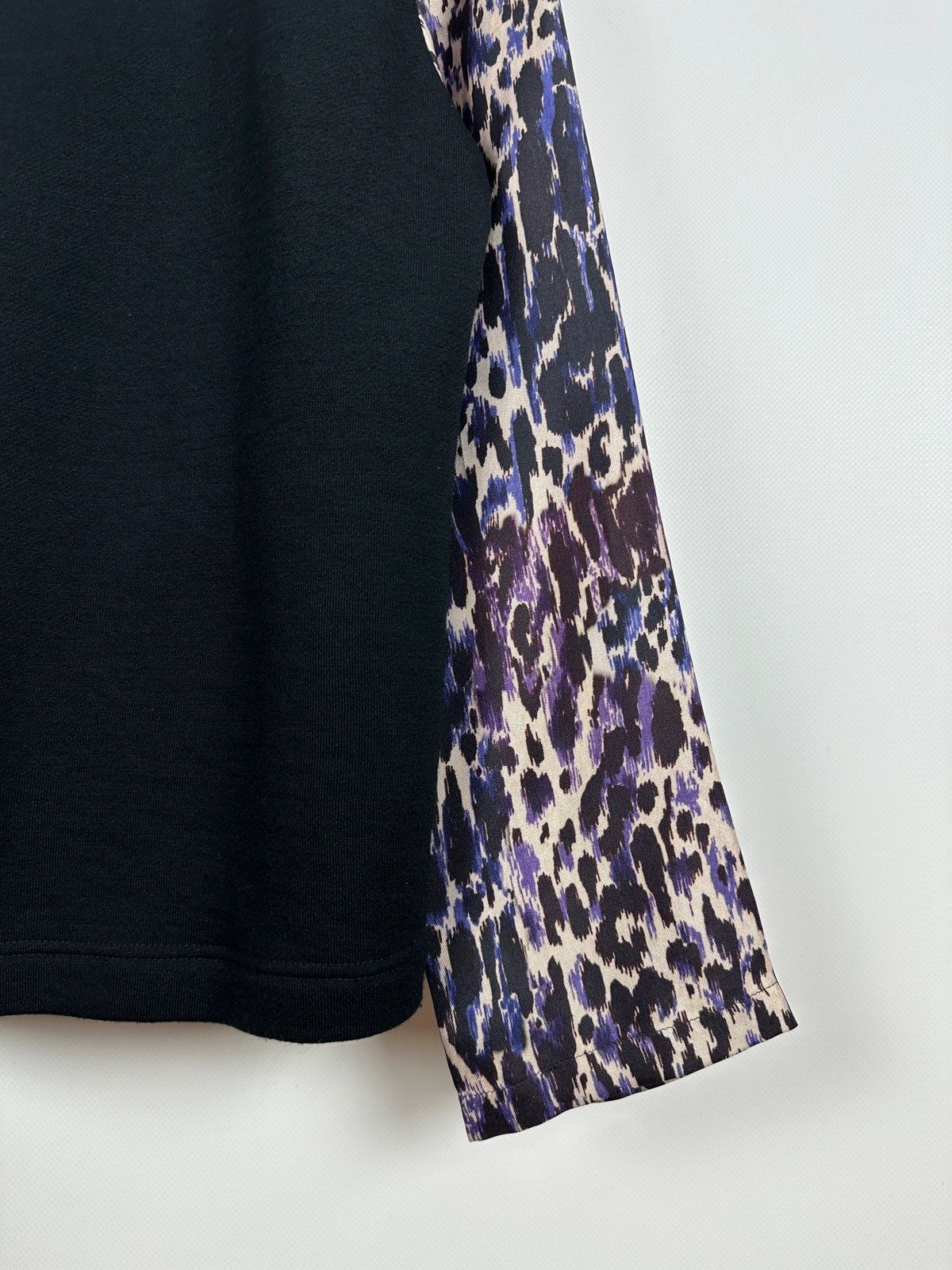 Dries Van Noten Dries Van Noten Black Wool / Leopard Silk Sleeve Sweater Size M / US 6-8 / IT 42-44 - 19 Thumbnail