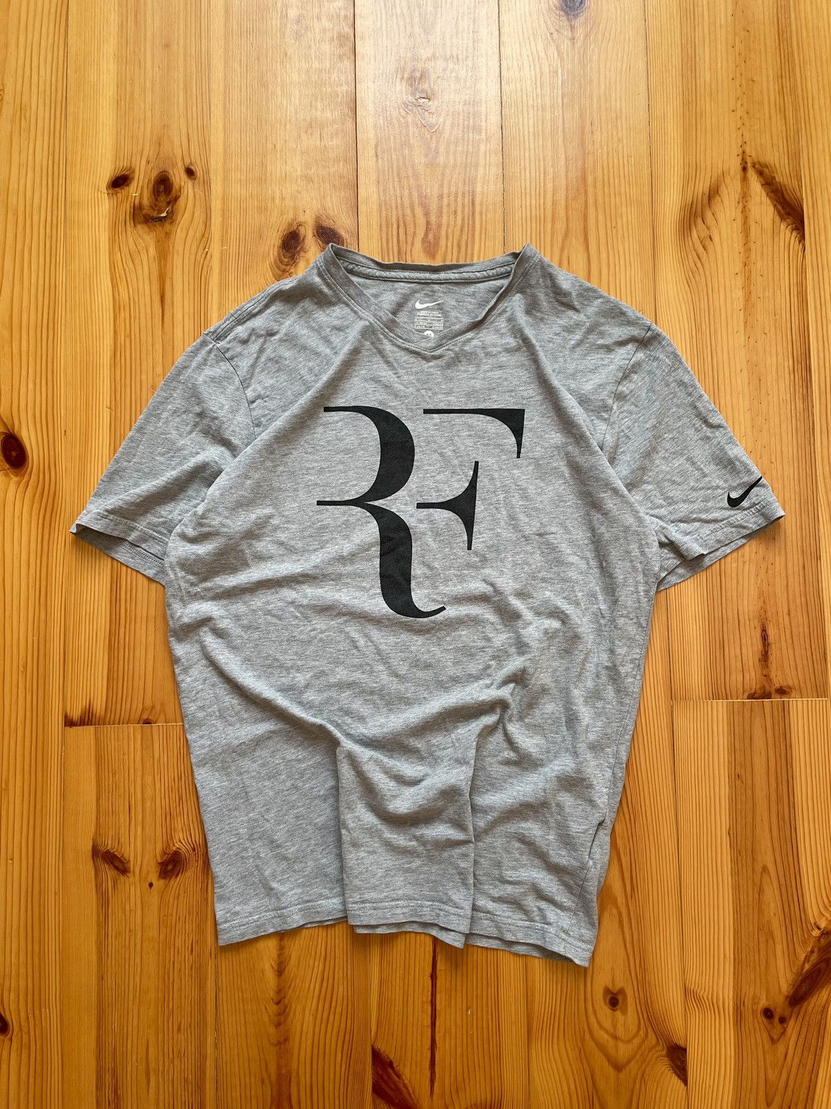 Nike × Vintage Vintage 2010 Nike Roger Federer RF Big Logo Tennis T-shirt Size US M / EU 48-50 / 2 - 1 Thumbnail
