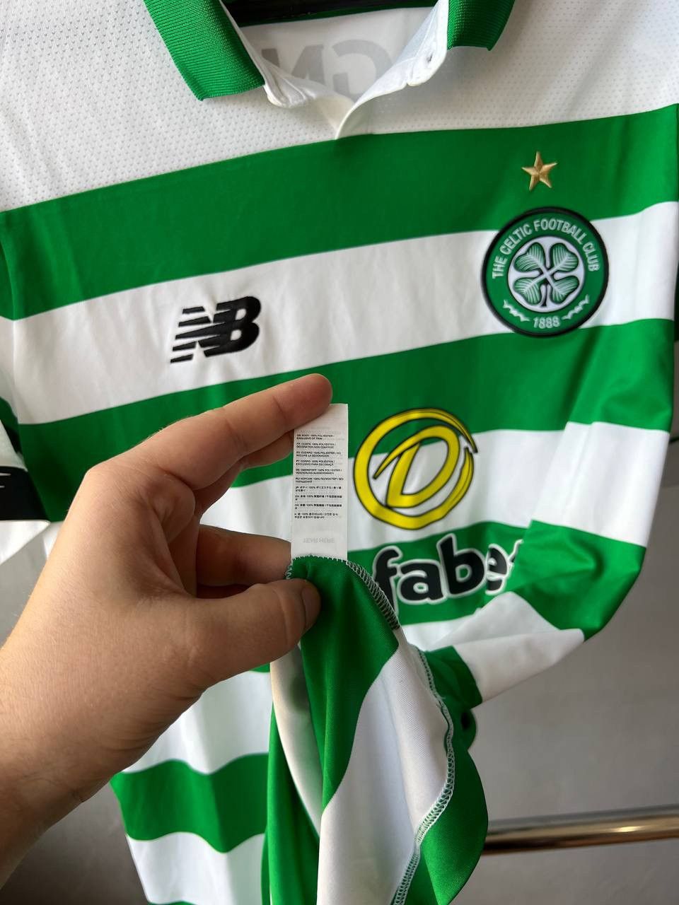 New Balance 2019/20 CELTIC FC HOME SOCCER JERSEY FOOTBALL SHIRT NB SZ L Size US L / EU 52-54 / 3 - 12 Thumbnail