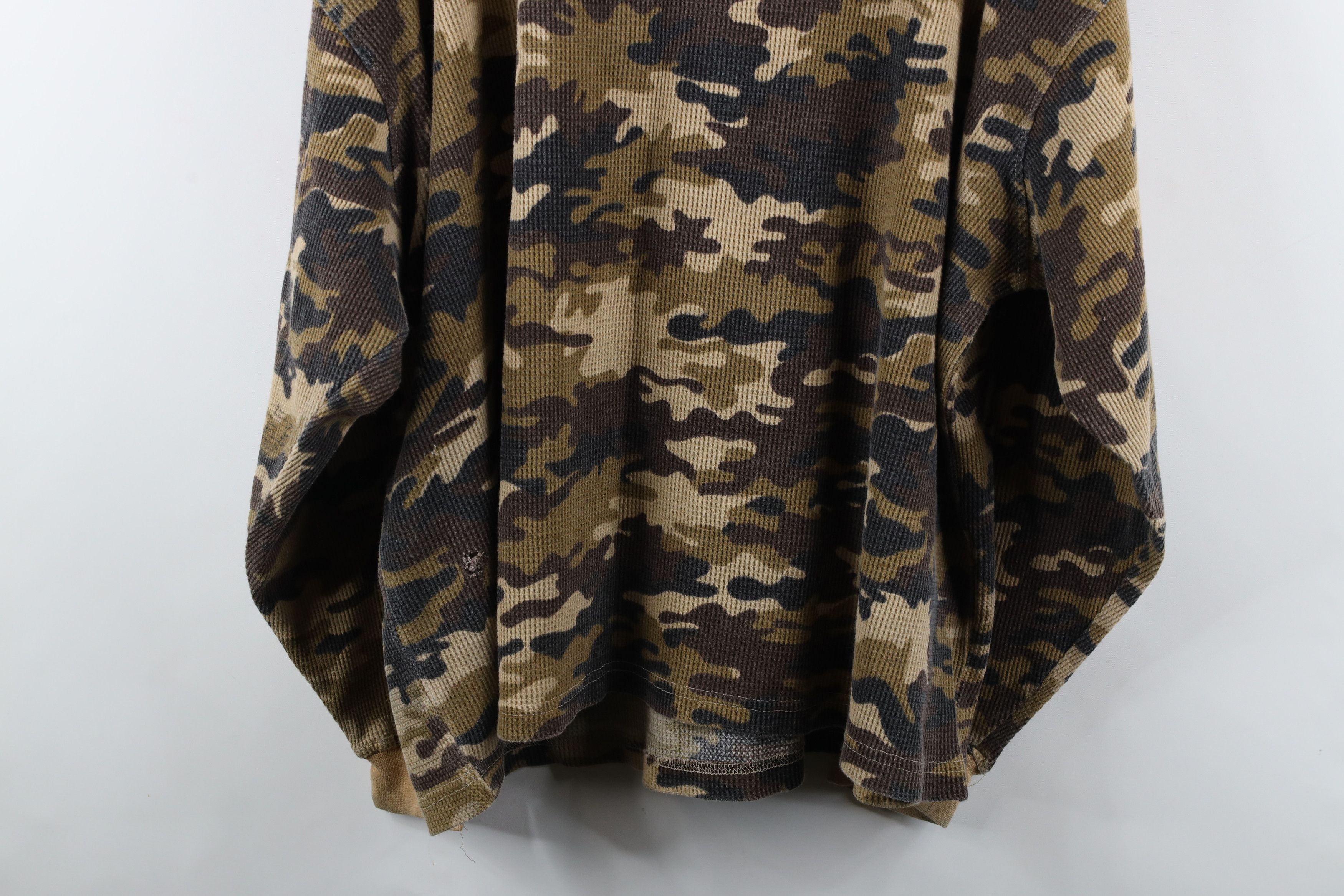 Vintage Vintage 90s Streetwear Camouflage Knit Long Sleeve T-Shirt Size US XXL / EU 58 / 5 - 11 Thumbnail