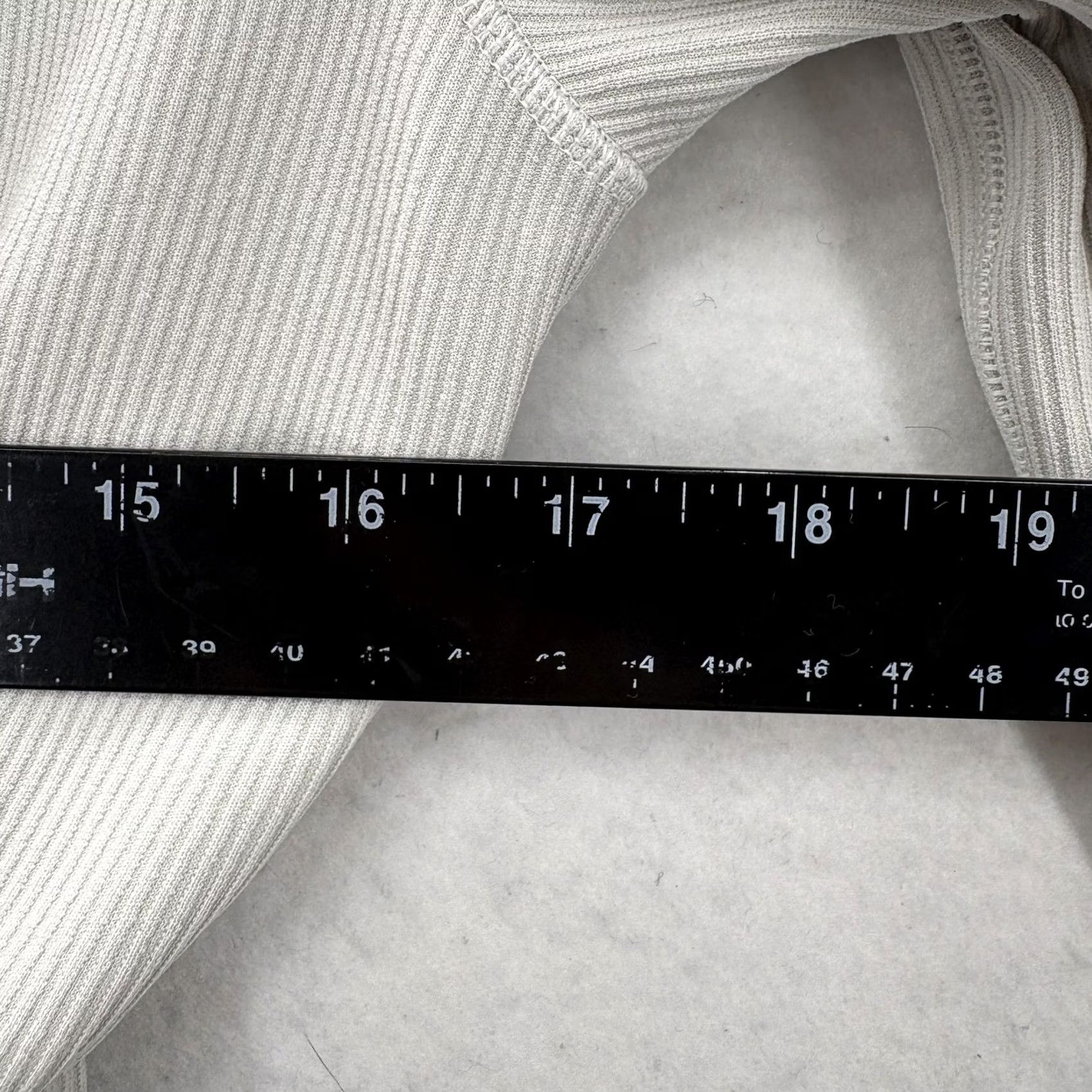 Lululemon Lululemon Ribbed Softstreme Cropped Jacket Womens 2 Gray Stretch Gym Travel Size XS / US 0-2 / IT 36-38 - 6 Thumbnail