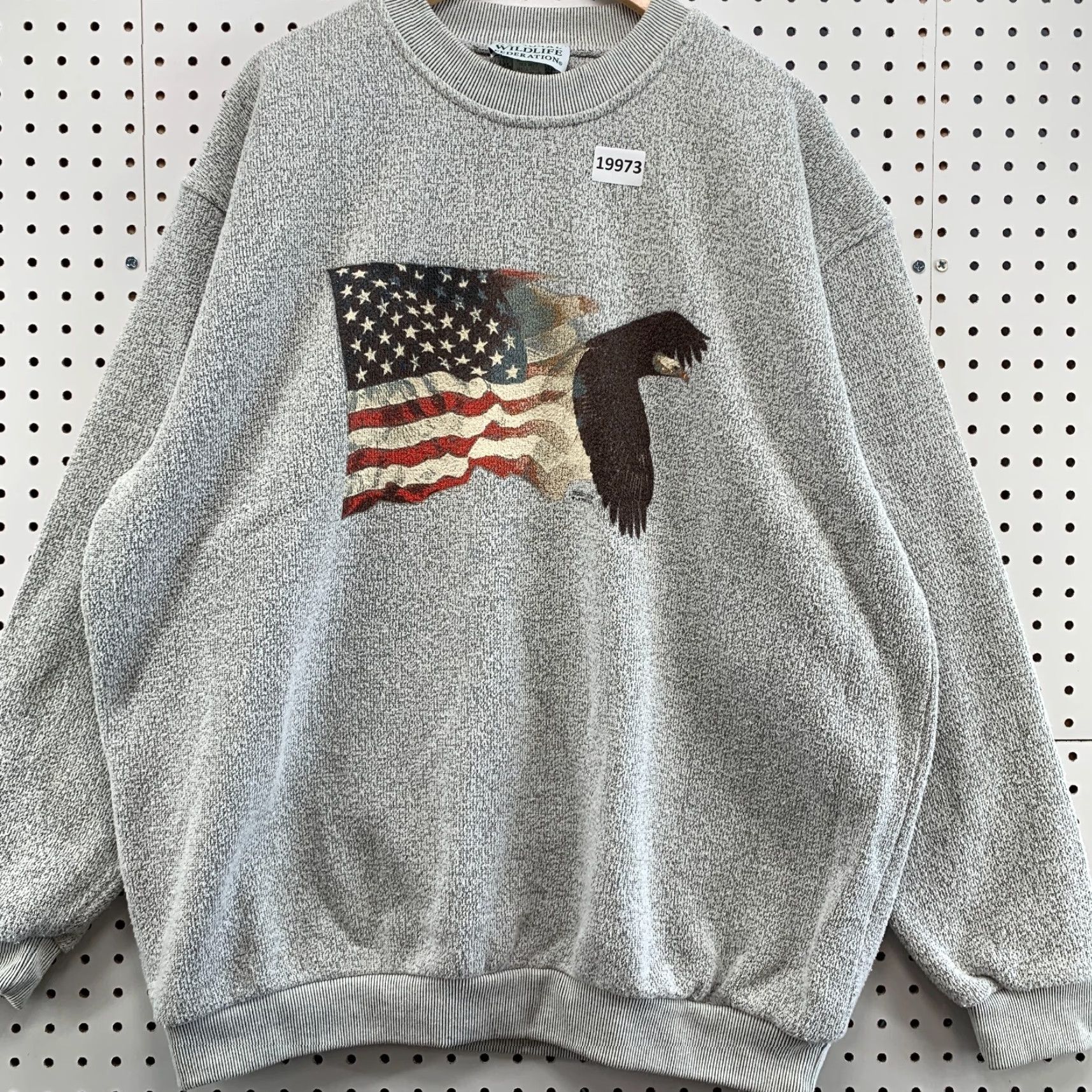 Vintage VINTAGE National Wildlife Gray 2XL Crew Neck Sweatshirt Mens Eagle USA FLAG Sweatshirt 28x31.5 Size US XXL / EU 58 / 5 - 5 Thumbnail