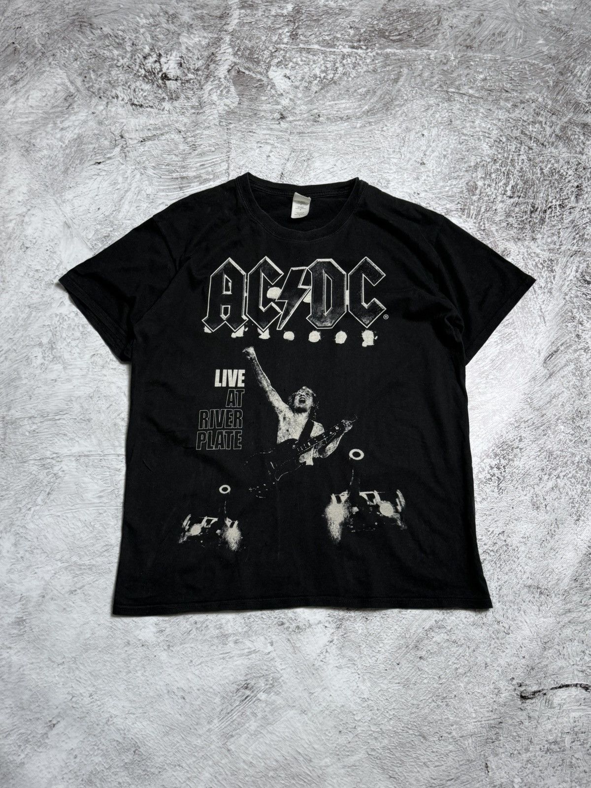 AC/DC Vintage Ac/Dc T-shirt Size US L / EU 52-54 / 3 - 1 Thumbnail