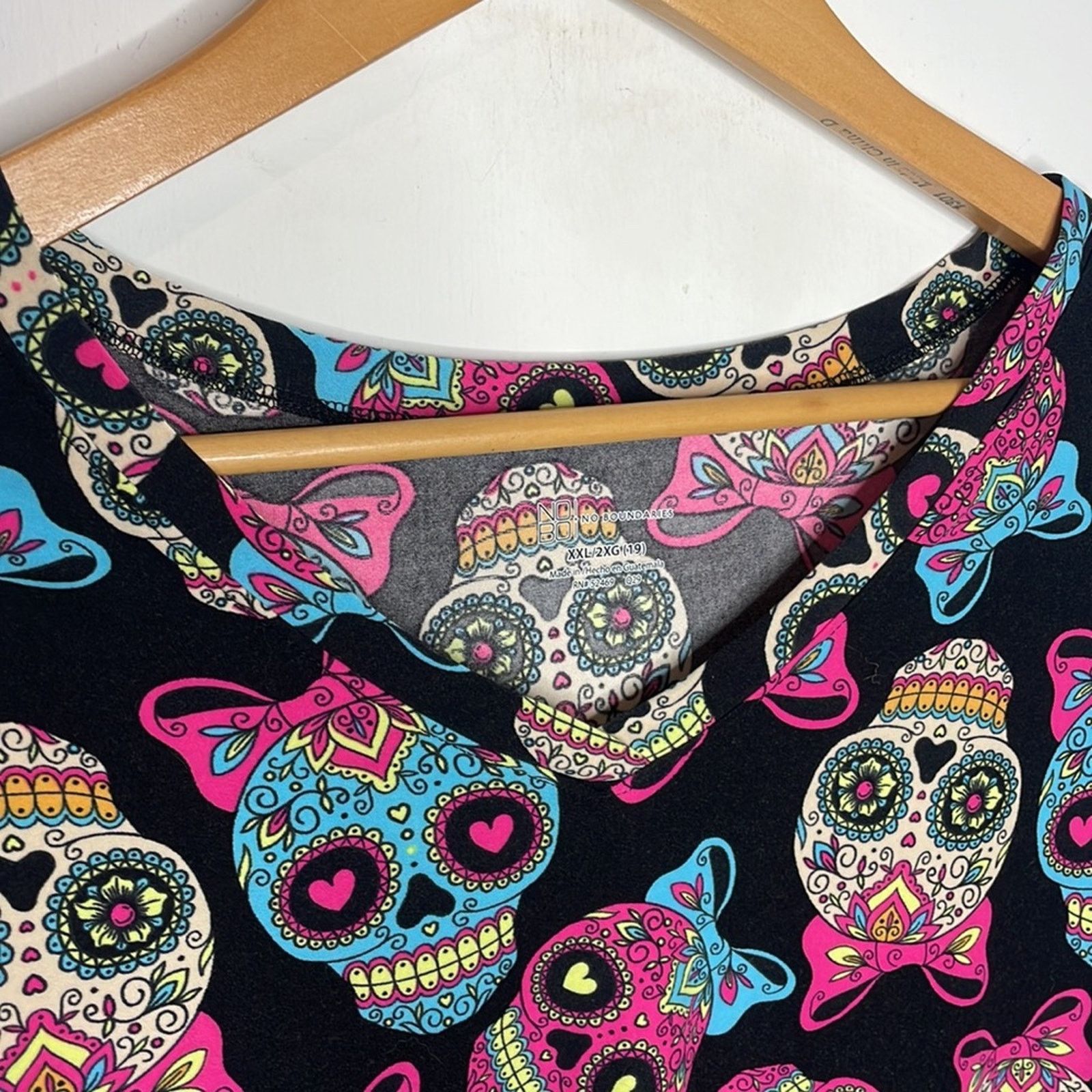 Walmart NWOT Colorful Skulls Long Sleeve Shirt Size XXL / US 16-18 / IT 52-54 - 7 Thumbnail