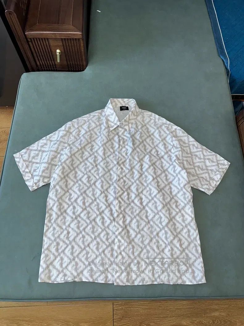 Fendi Fendi size 41 Monogrammed shirt, letter all-over print sing Size US XXS / EU 40 - 1 Thumbnail