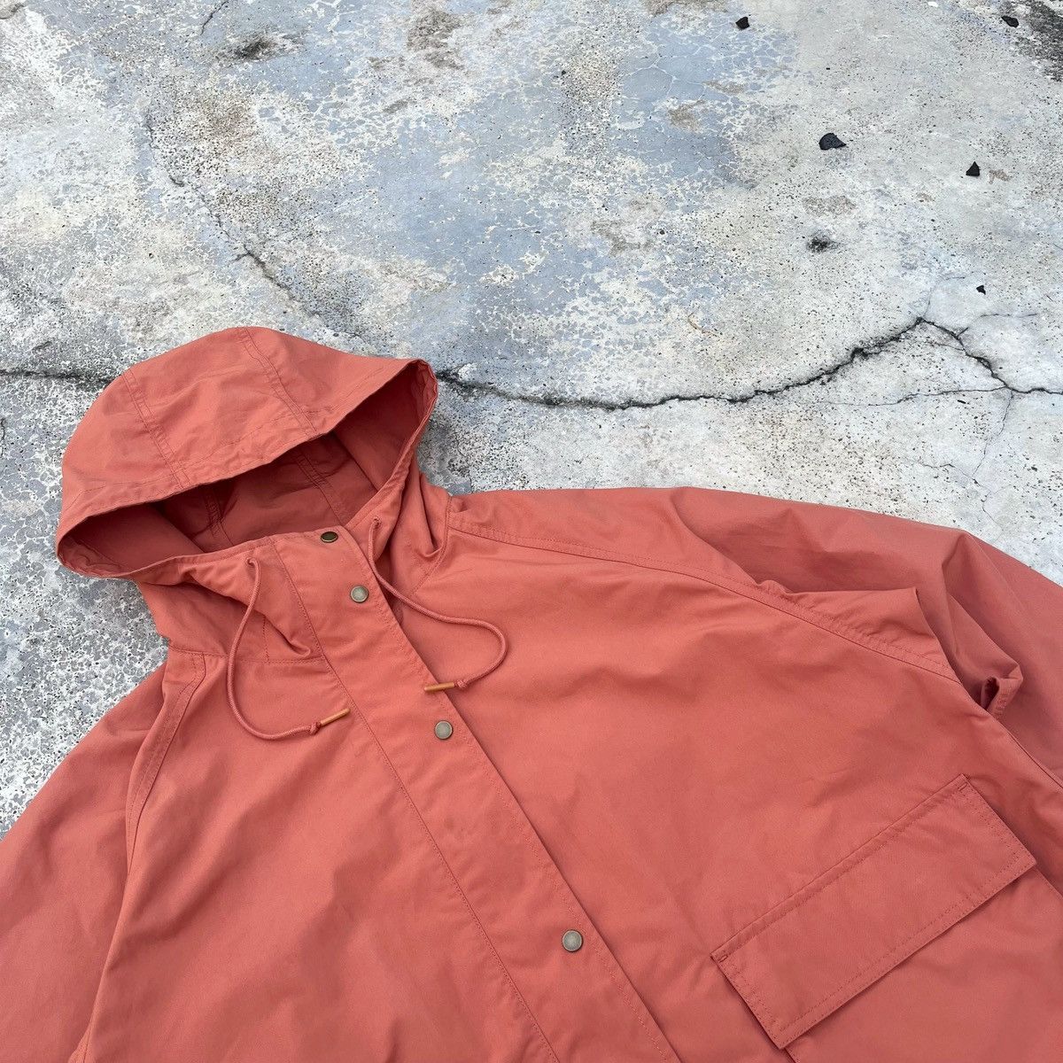 Uniqlo Uniqlo Parka Light Jacket Nice Design Waterproof Size US XXL / EU 58 / 5 - 2 Thumbnail