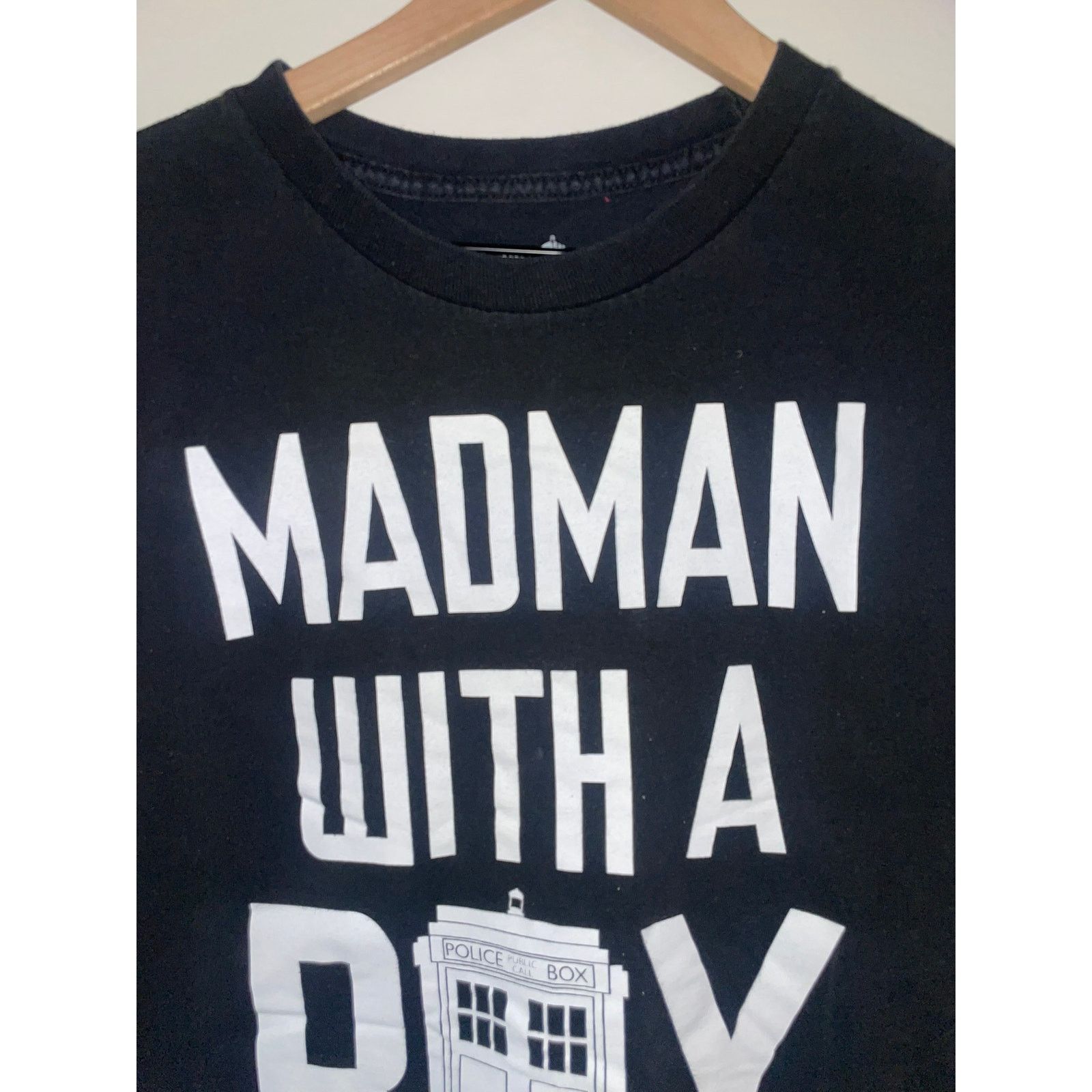 Other 2012 Doctor Who Madman With A Box Telephone TV Show Shirt M Size US M / EU 48-50 / 2 - 2 Thumbnail