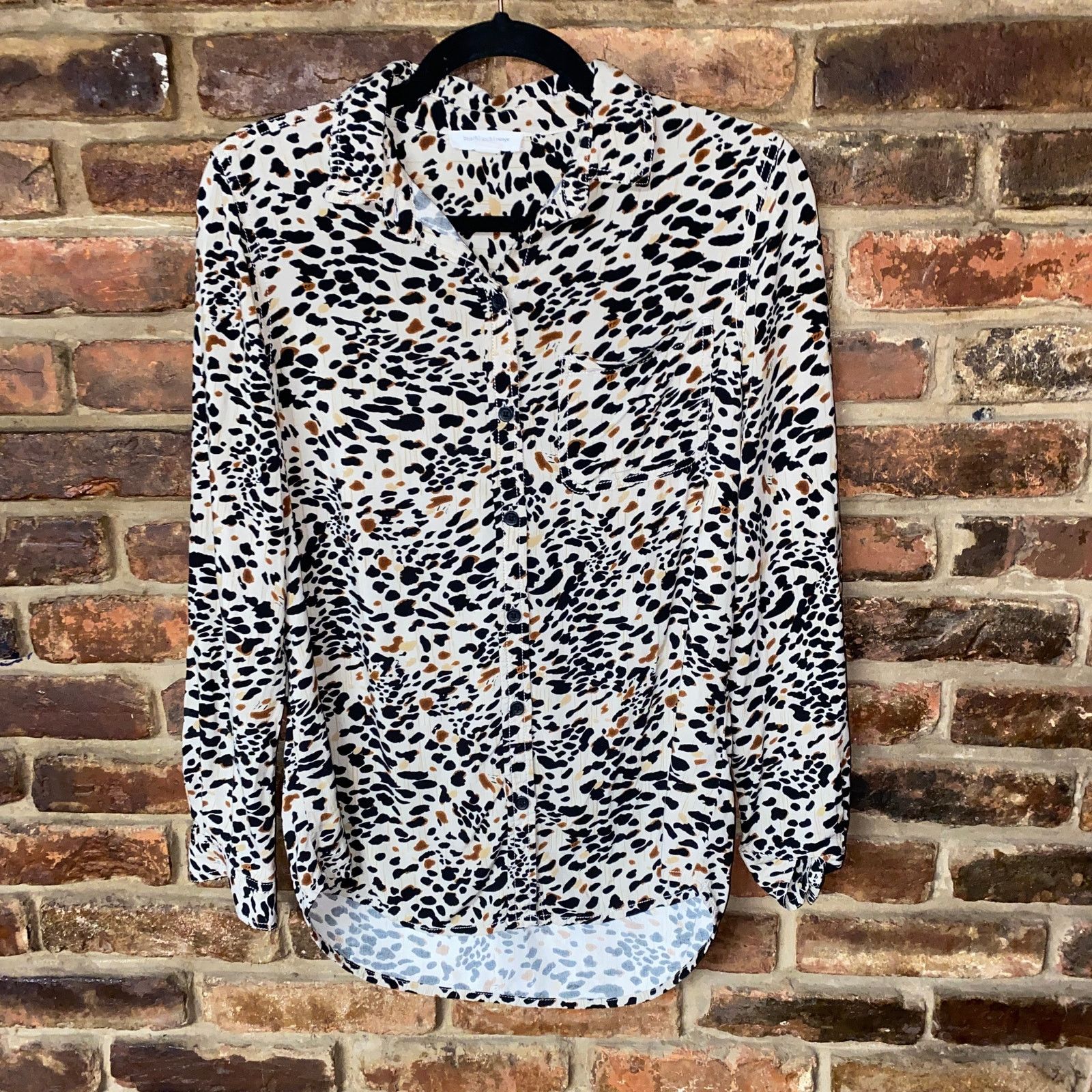 Other BeachLunchLounge Tan Animal Button Down Shirt Small Size S / US 4 / IT 40 - 1 Thumbnail