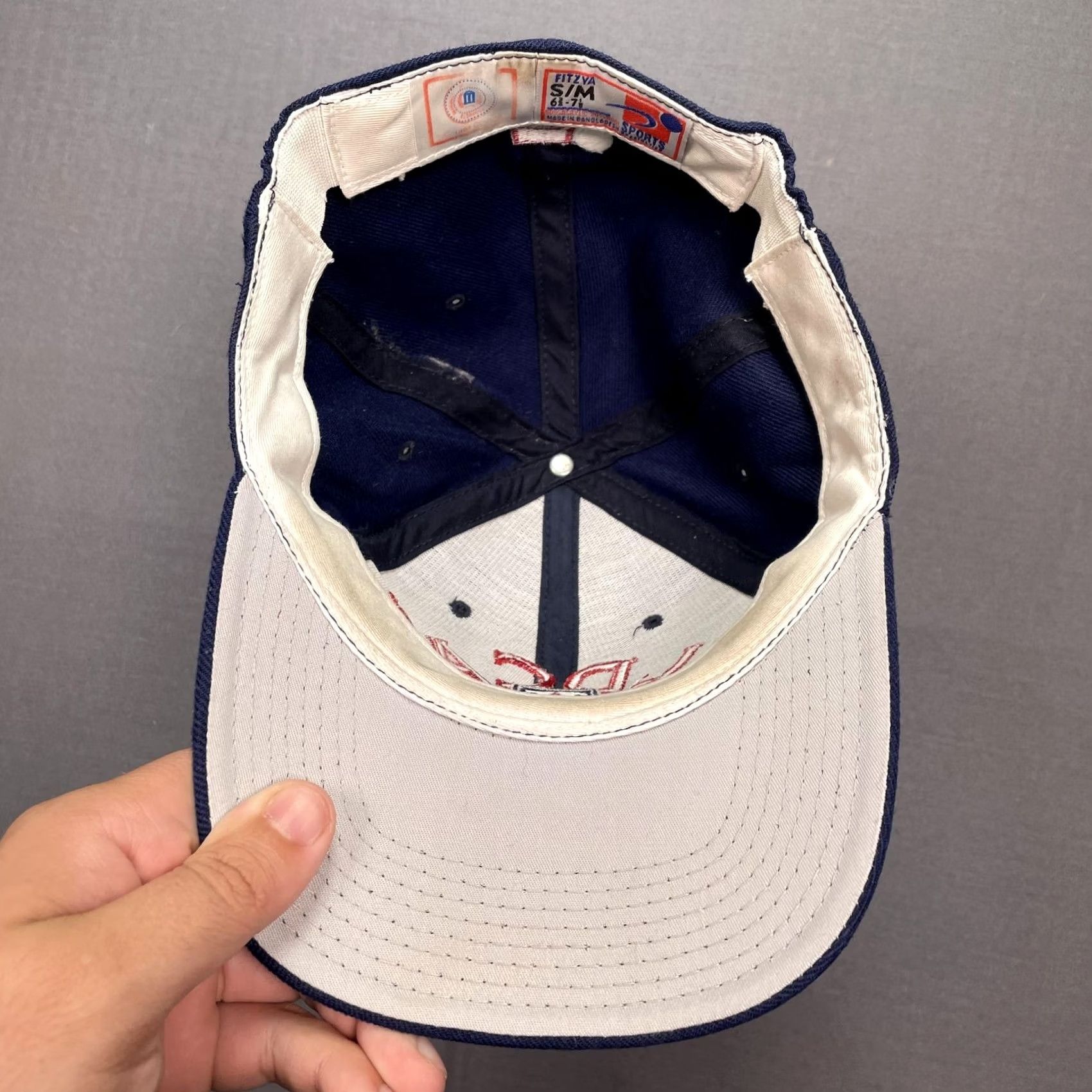 Sports Specialties VINTAGE Sports Specialties Arizona Wildcats Hat Cap Fitted Mens M Blue Navy 90s Baseball Cap Sports Specialties Mens Medium Mens Boys Girls Size ONE SIZE - 6 Thumbnail