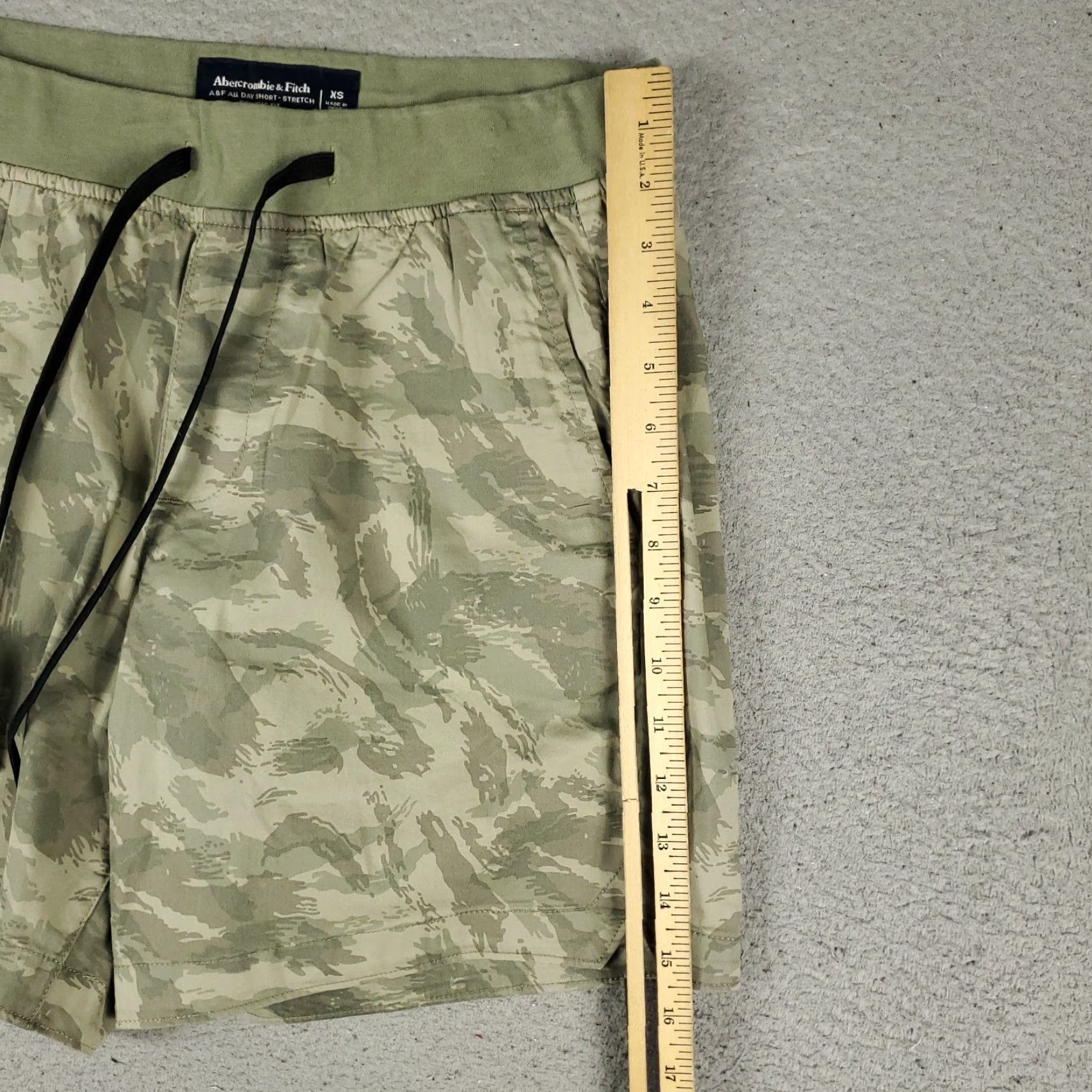 Abercrombie & Fitch Abercrombie & Fitch Shorts Mens XS Green Camo Active Lace Tie Short Size US 27 - 5 Thumbnail