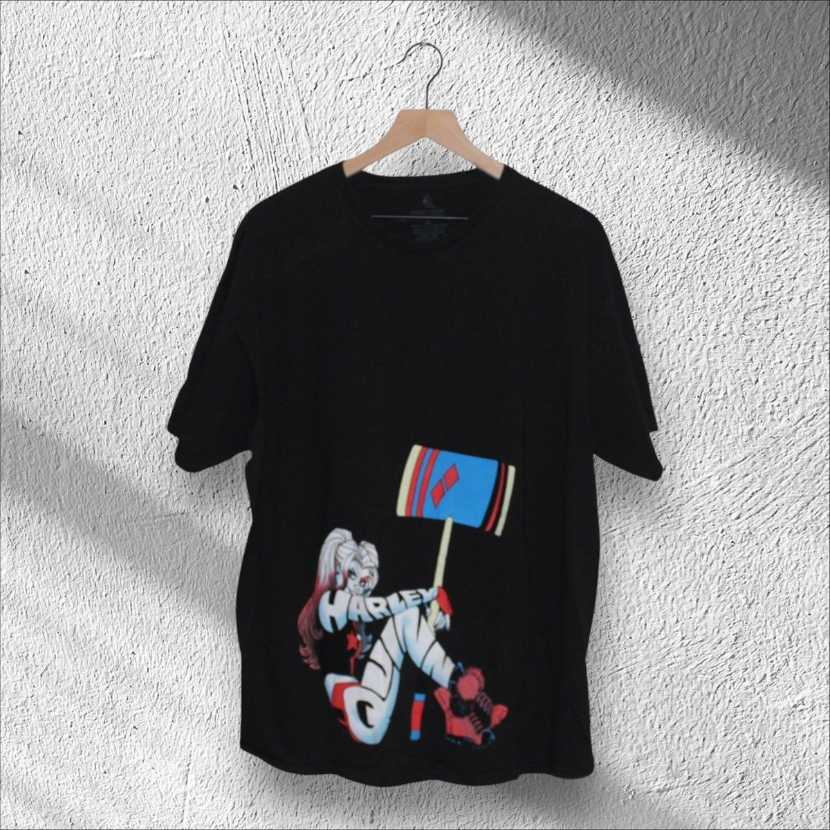 DC Comics Harley Quinn DC Comics Animated Shirt XL Size US XL / EU 56 / 4 - 1 Thumbnail