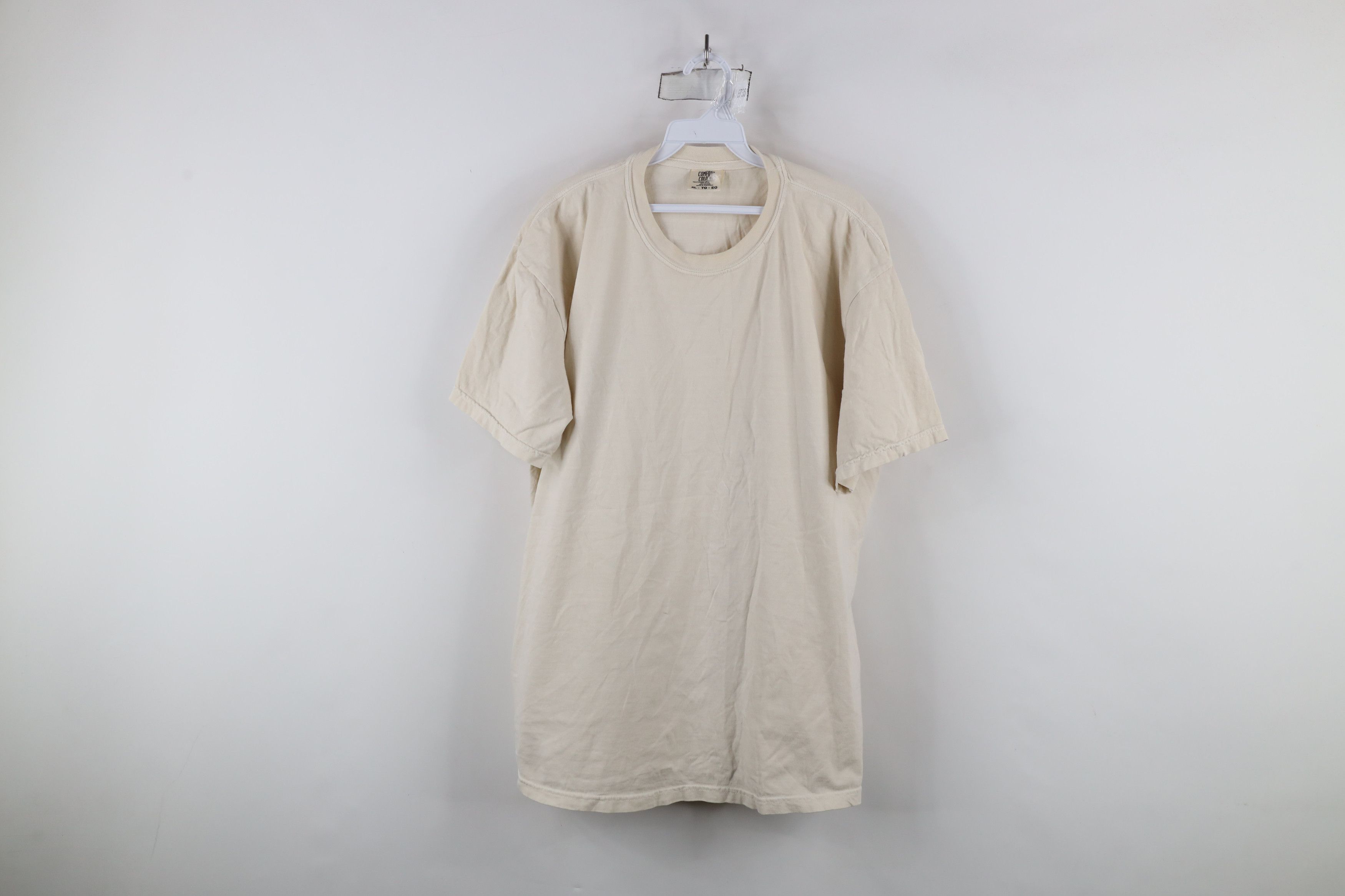 Vintage Vintage 90s Streetwear Short Sleeve T-Shirt Beige Cotton Size US XL / EU 56 / 4 - 1 Thumbnail