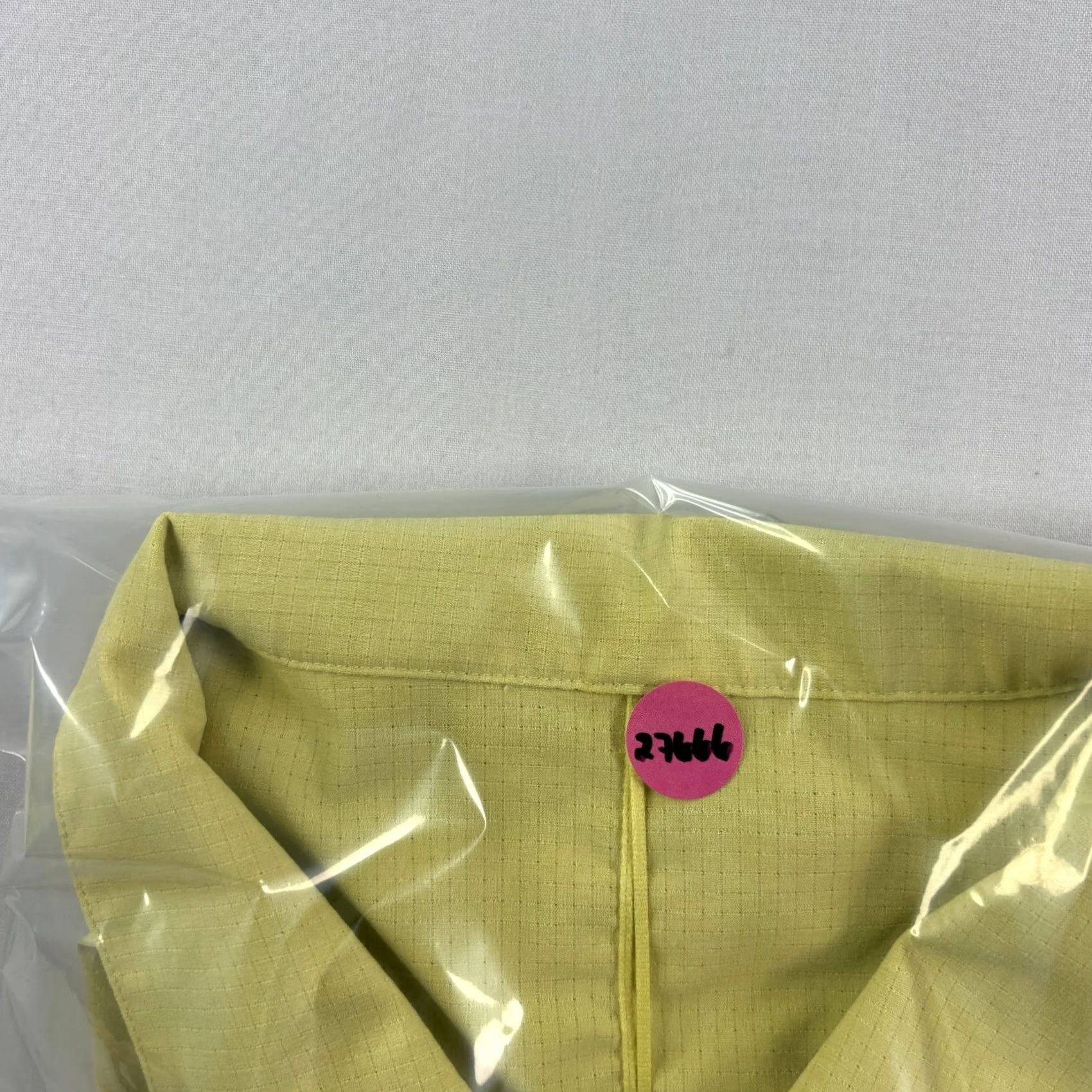 Lululemon Lululemon Shirt Men XL Yellow Button-Up Stretch Casual Camp Ripstop Short Sleeve Collared Pockets Size US XL / EU 56 / 4 - 7 Thumbnail