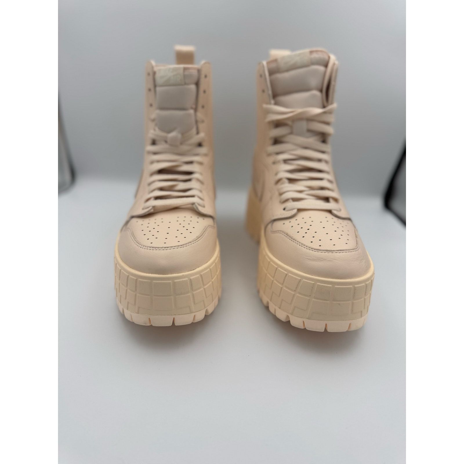 Nike Air Jordan 1 Brooklyn Guava Ice Sz11 Size ONE SIZE - 6 Thumbnail