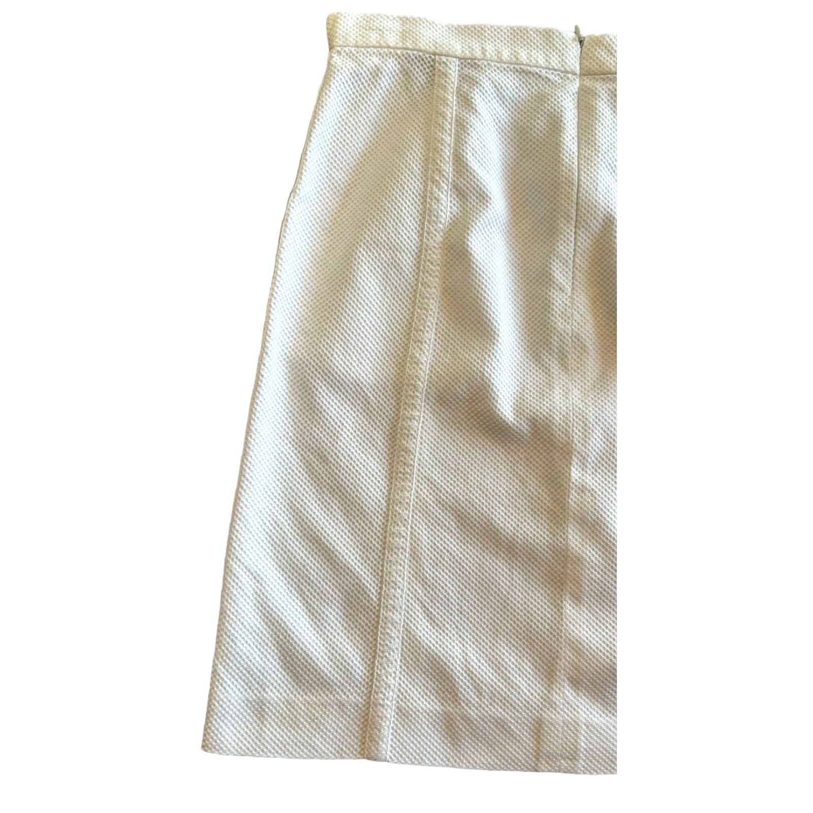 Vintage Barneys New York Women's White Pencile Straight Skirt Sz 8/42 Made In Italy City Knee Length Zipper Lined Size 30" / US 8 / IT 44 - 7 Thumbnail