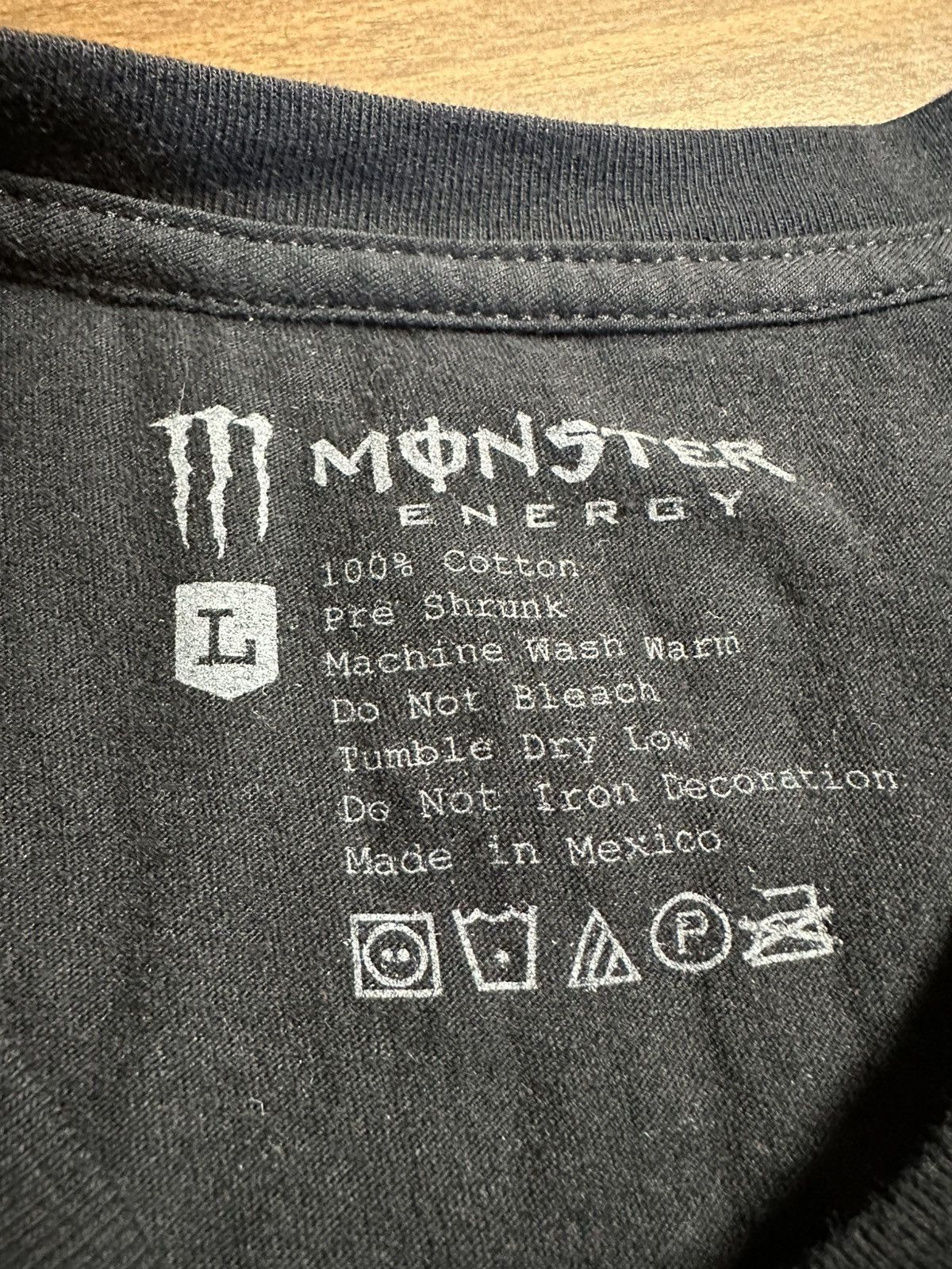 Vintage 🦠 crazy Vintage Monster Energy Flag tee shirt large Size US L / EU 52-54 / 3 - 5 Thumbnail