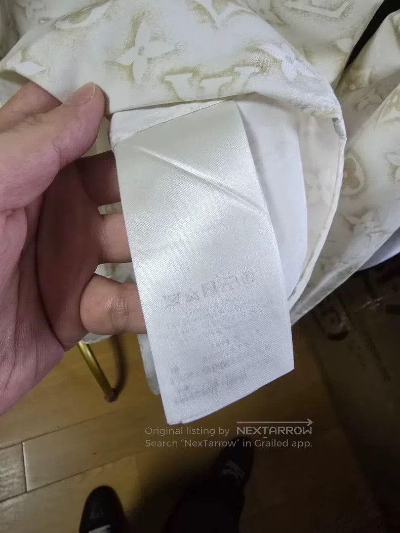 Louis Vuitton Louis Vuitton Beige monogram logo full-print single-breast Size US M / EU 48-50 / 2 - 4 Thumbnail