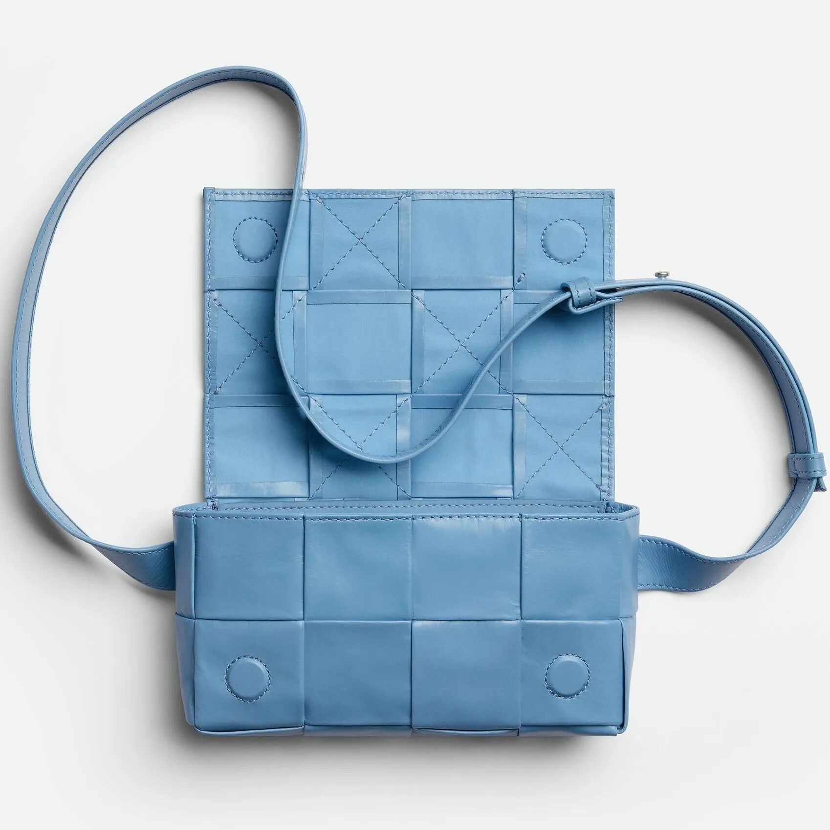 Bottega Veneta o1loc1c0325 Size: OS / 651053 Cassette Belt Bag Light Blue Size ONE SIZE - 2 Thumbnail