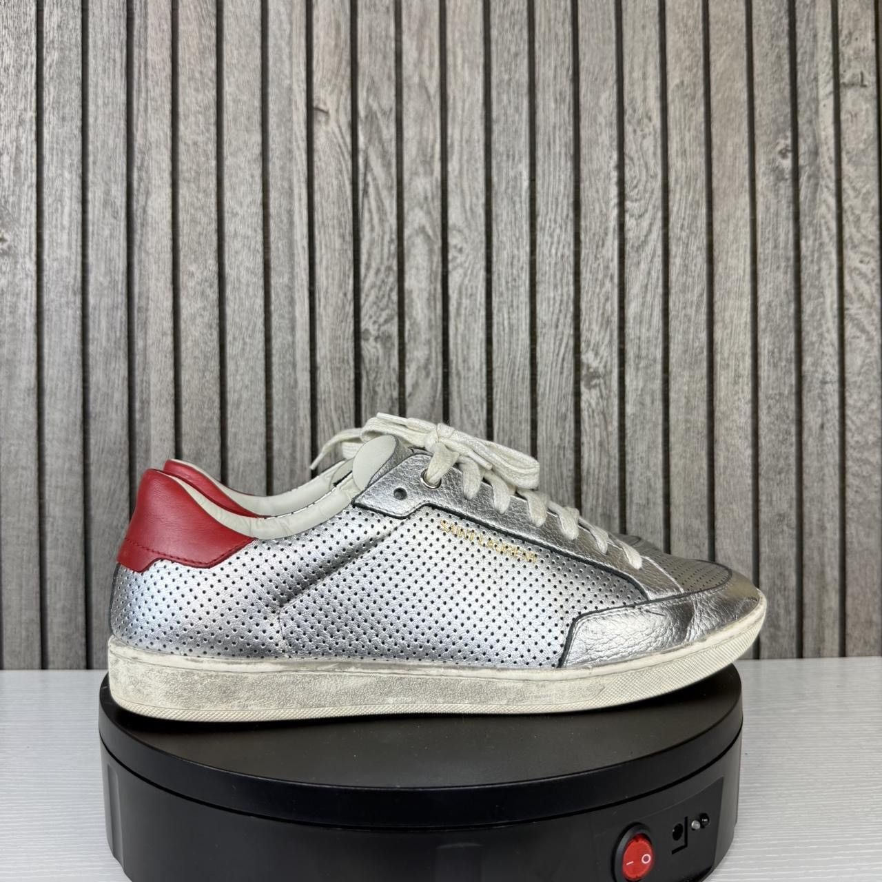 Saint Laurent Paris 2000s Size 43 Men's COA Saint Laurent Silver and Red Size US 10.5 / EU 43-44 - 4 Thumbnail