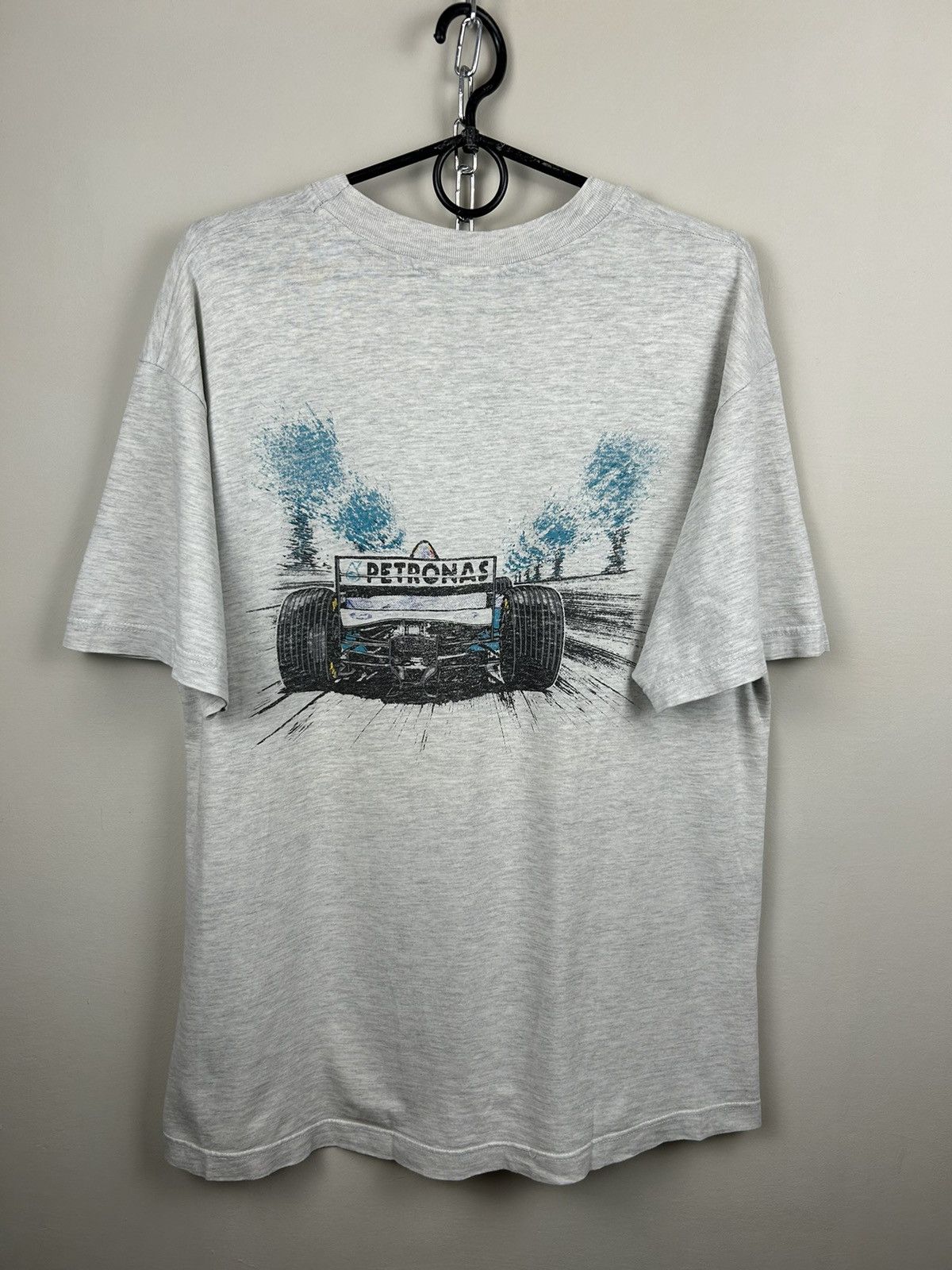Red Bull Vintage 90s Red Bull Sauber Petronas T shirt Racing Size US L / EU 52-54 / 3 - 14 Thumbnail