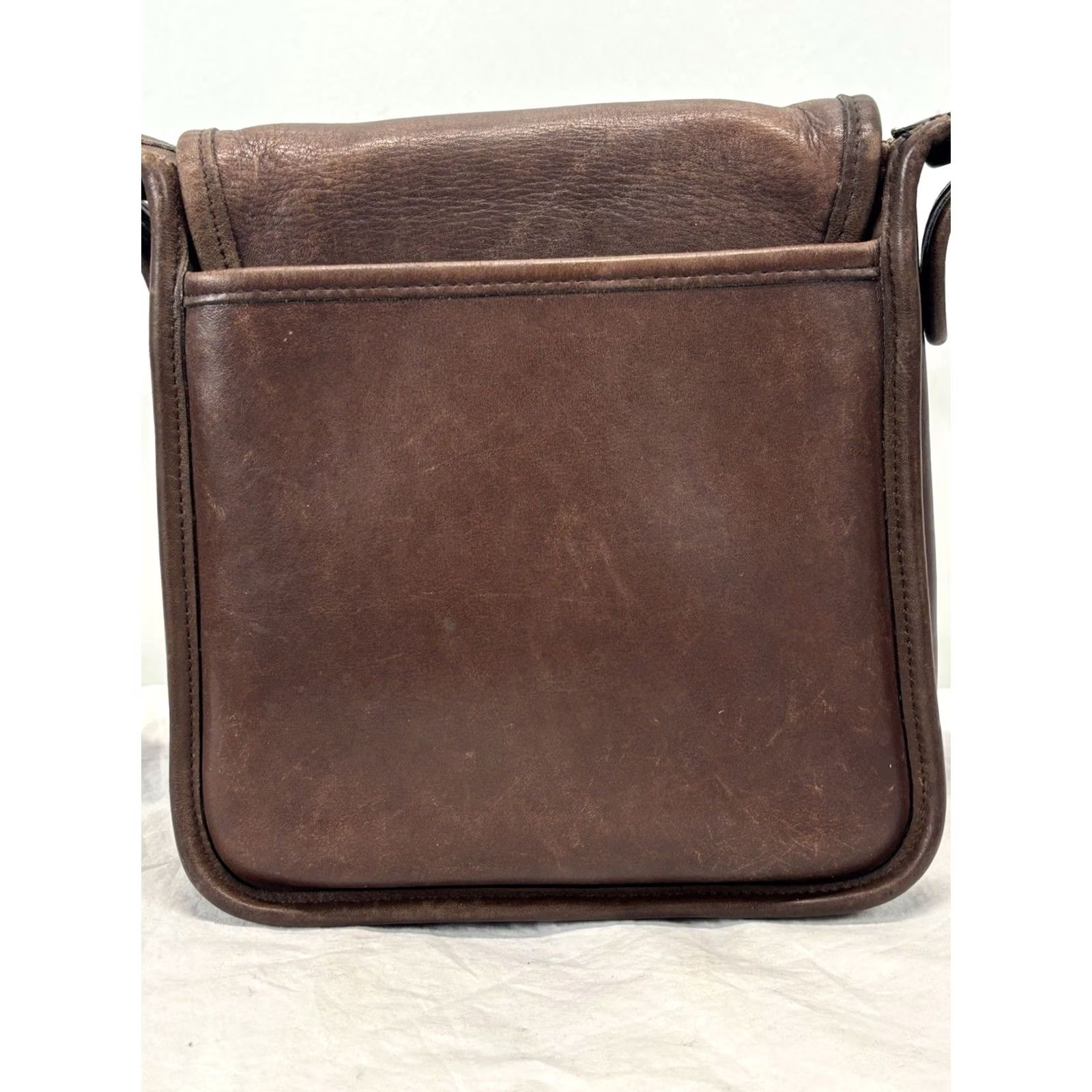 Coach VINTAGE Coach Legacy Crossbody Bag Dark Brown Leather 8in 3in Pregnancy? (image shows Classic) Size ONE SIZE - 3 Thumbnail